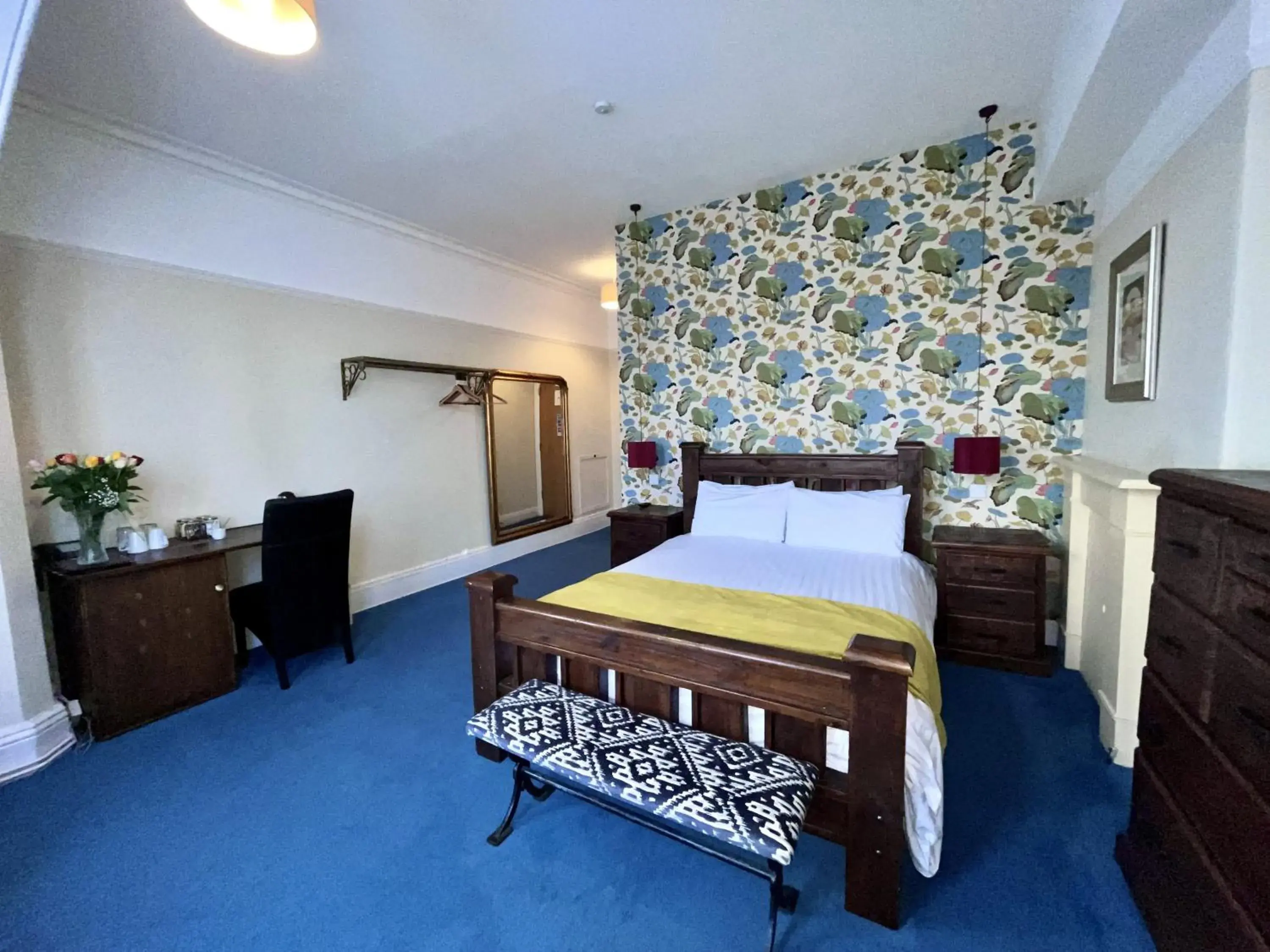 Superior King Room in The Blue Piano Guesthouse Superior King Room in The Blue Piano Guesthouse