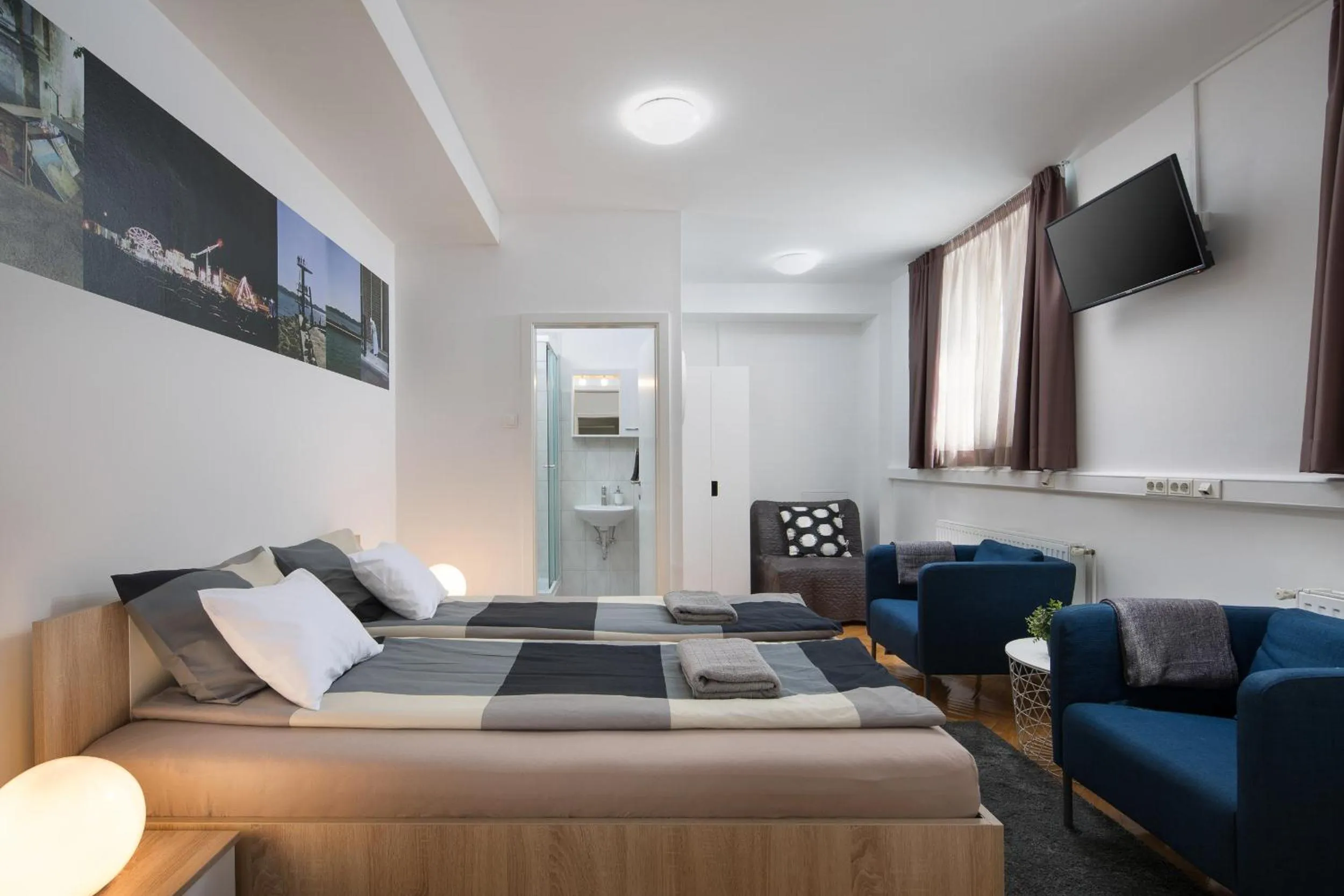 Bed in Hostel Bureau