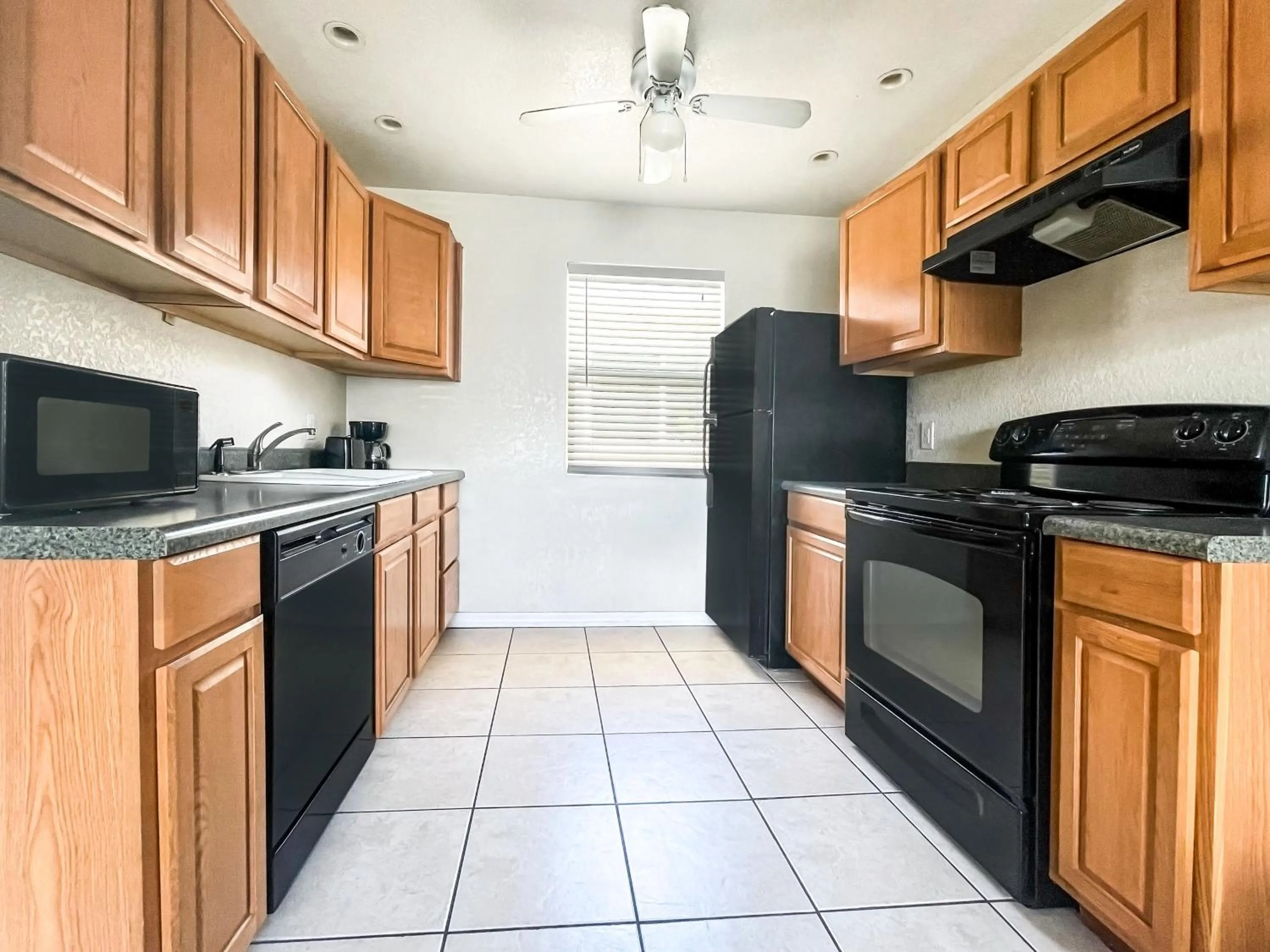 Kitchen or kitchenette in The Starfish