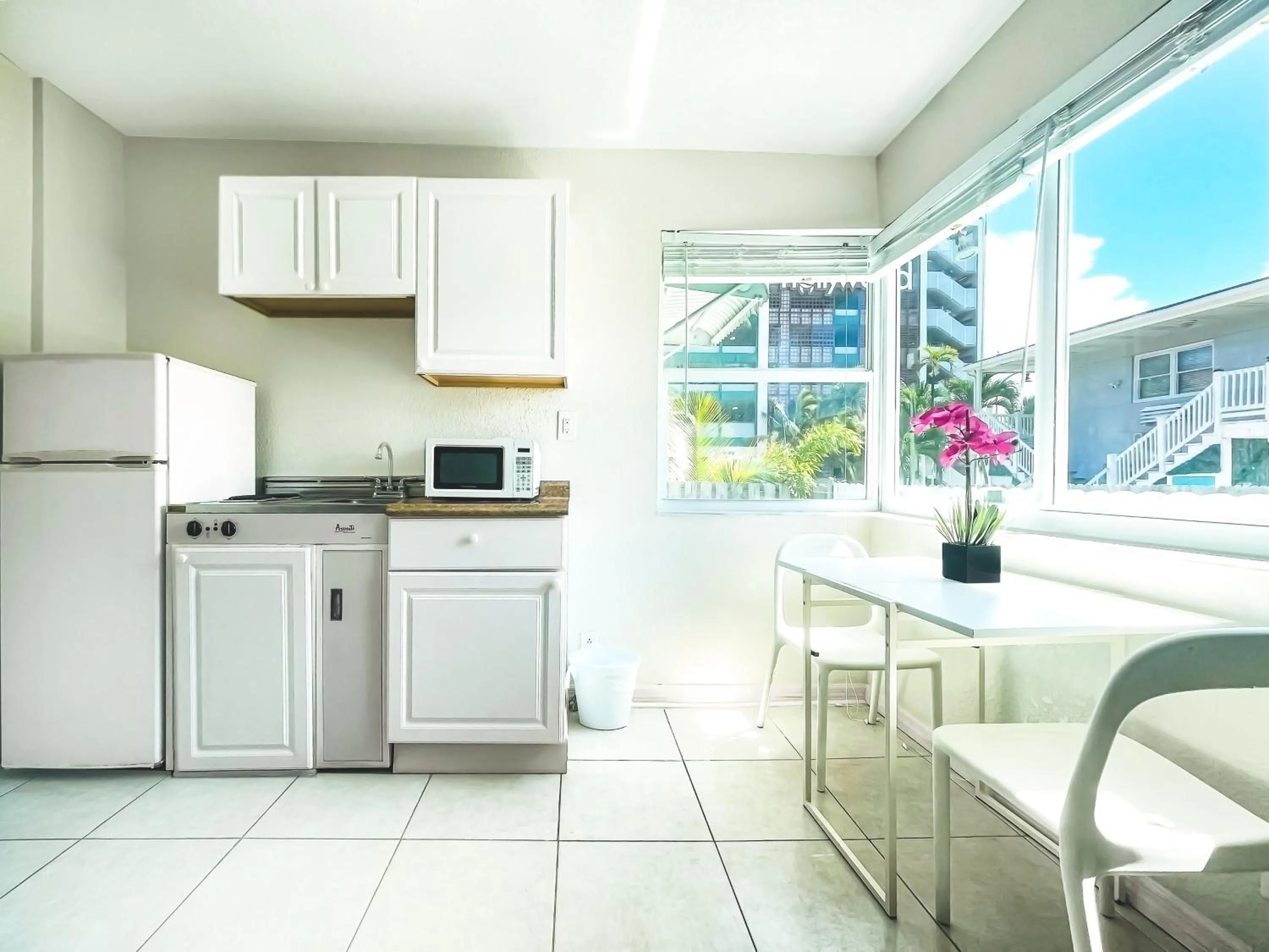 Kitchen or kitchenette in The Starfish