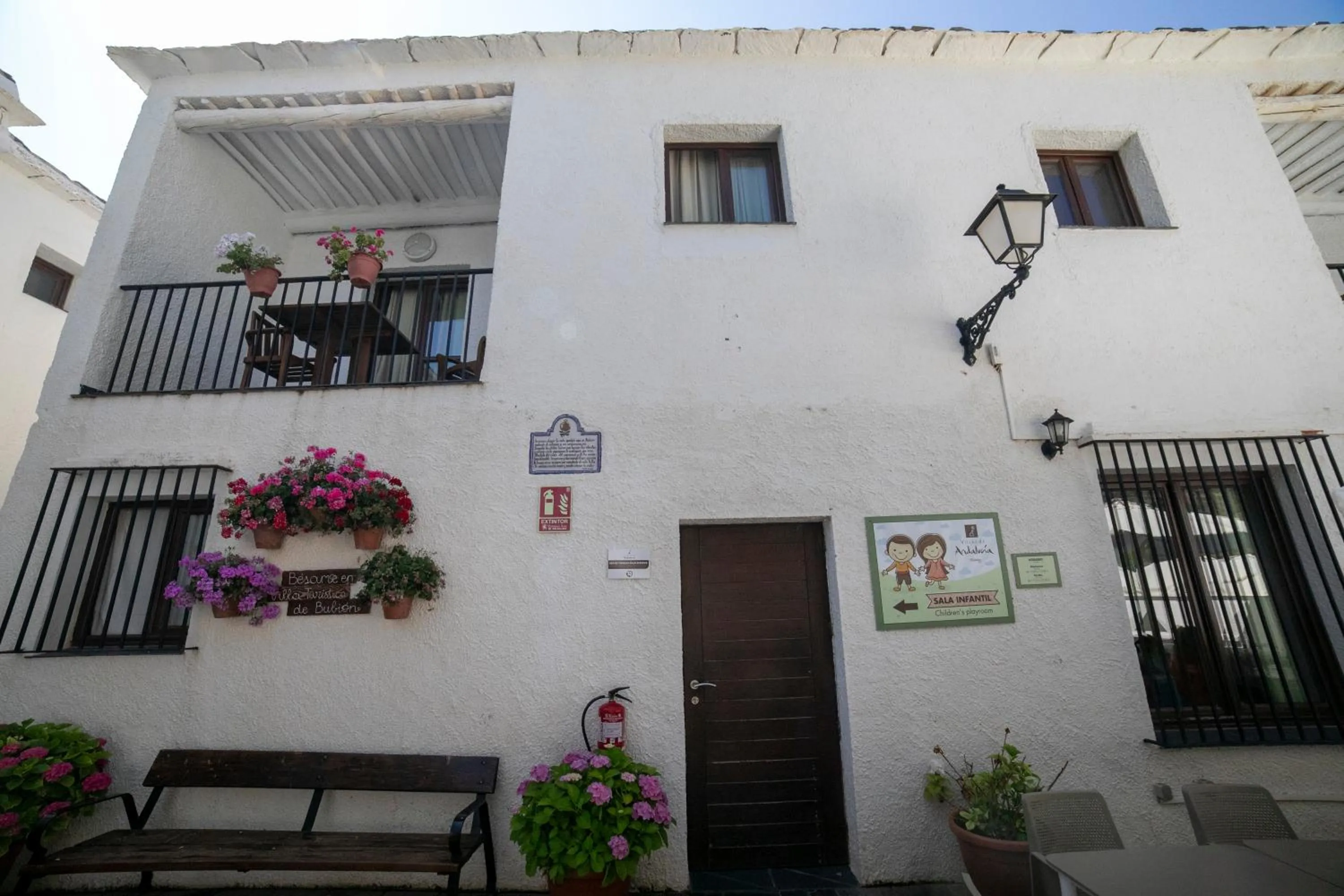 Property building in Villa Turistica de Bubion