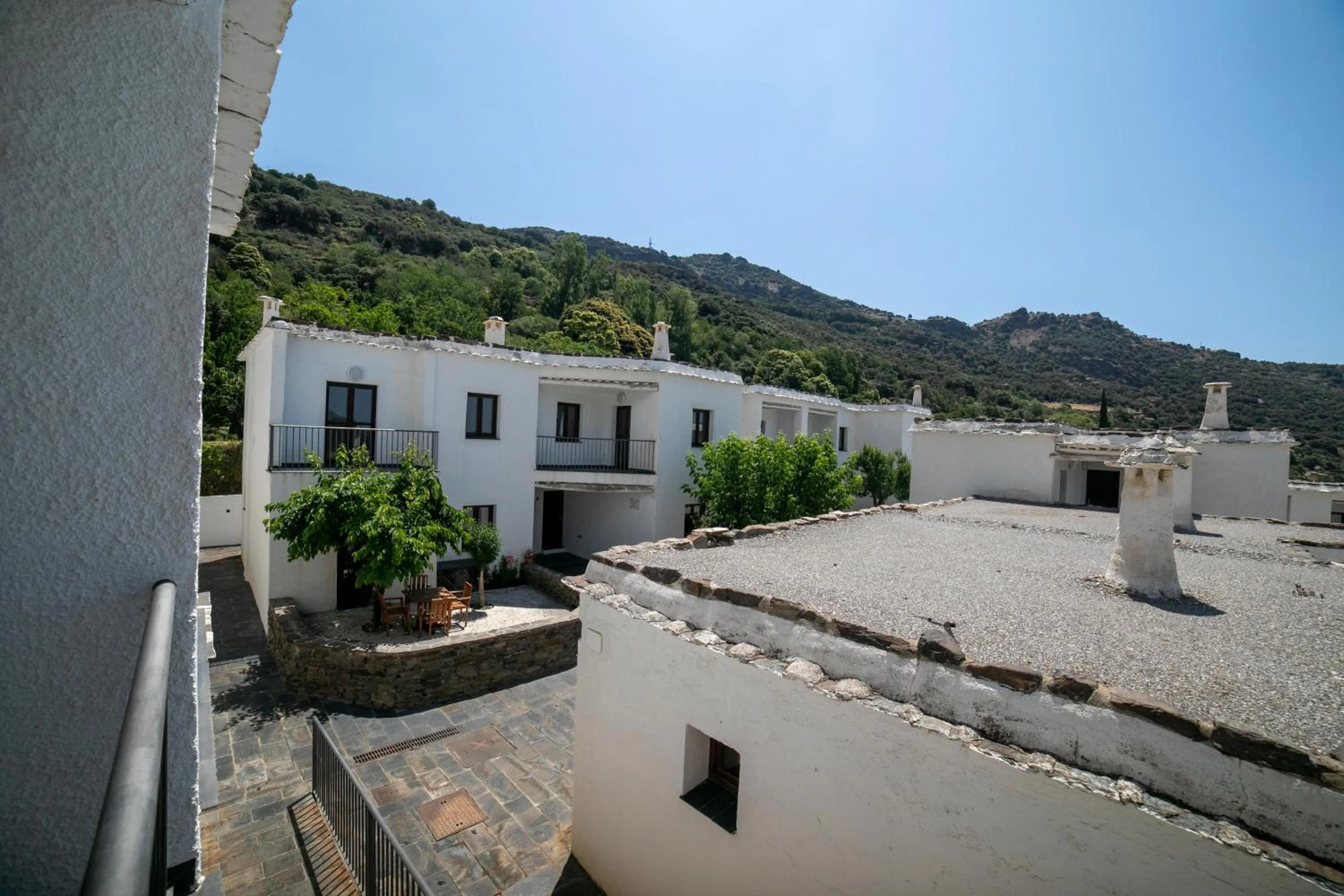 Property building in Villa Turistica de Bubion