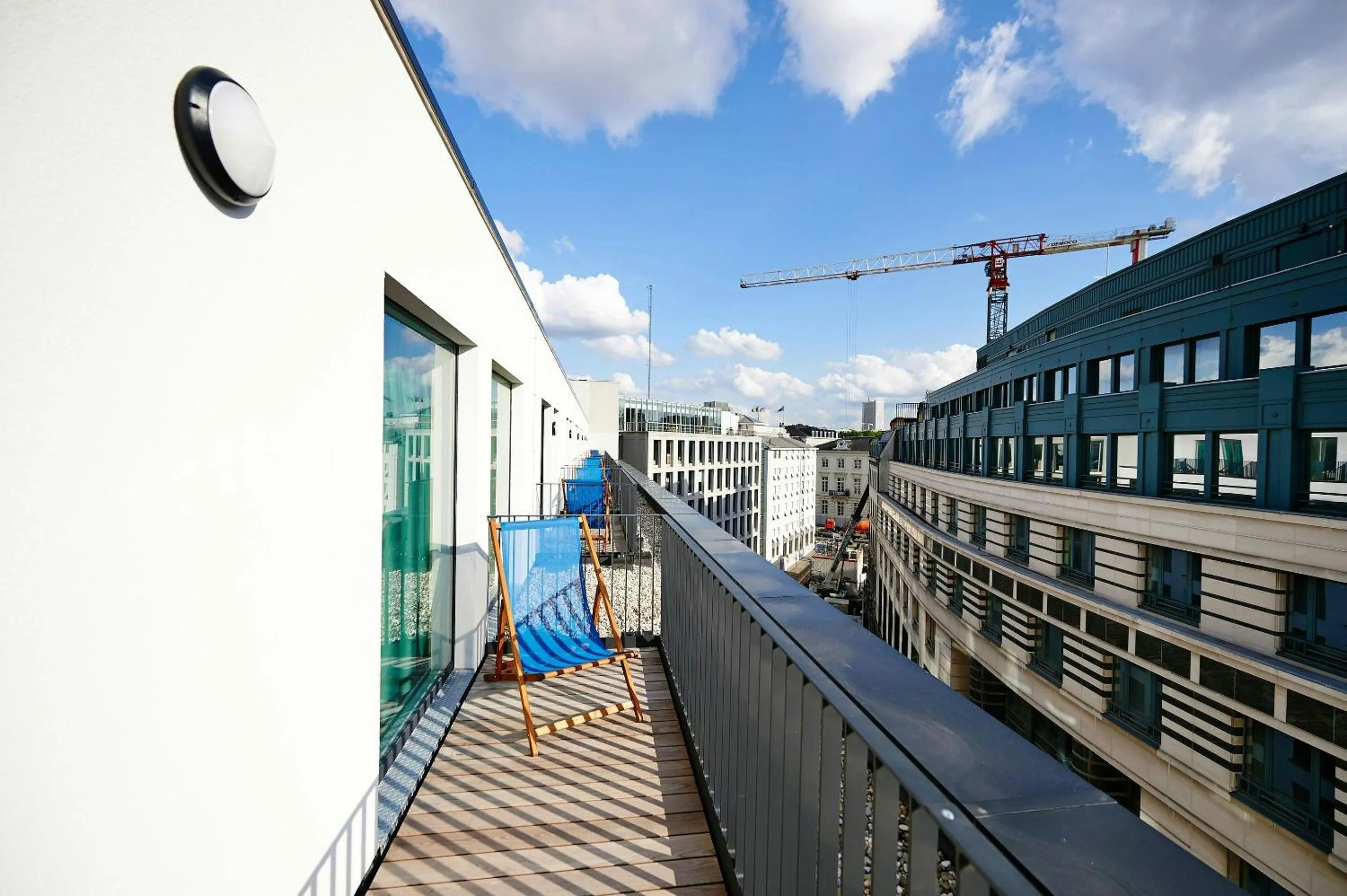 Bedroom in Motel One Brussels