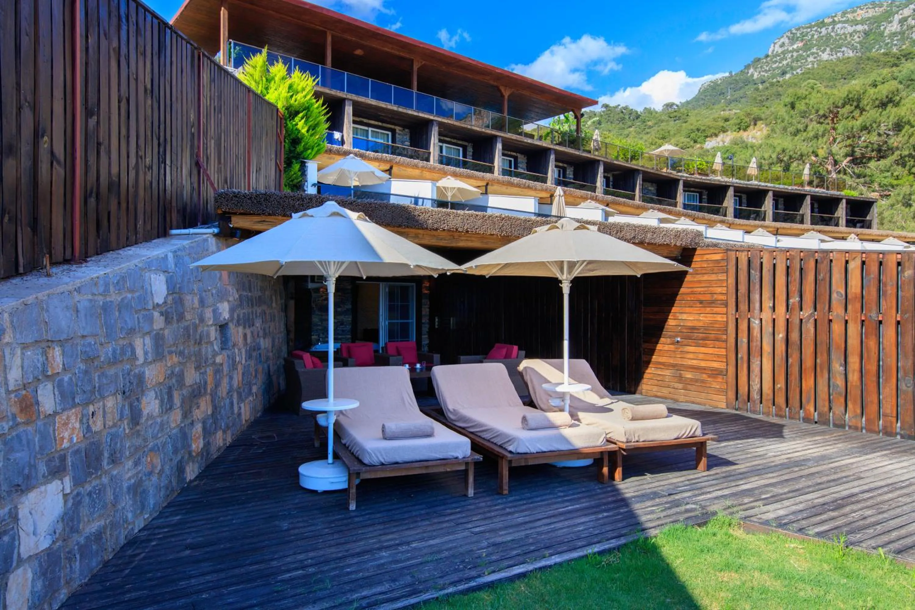 Property building in Manaspark Deluxe Hotel