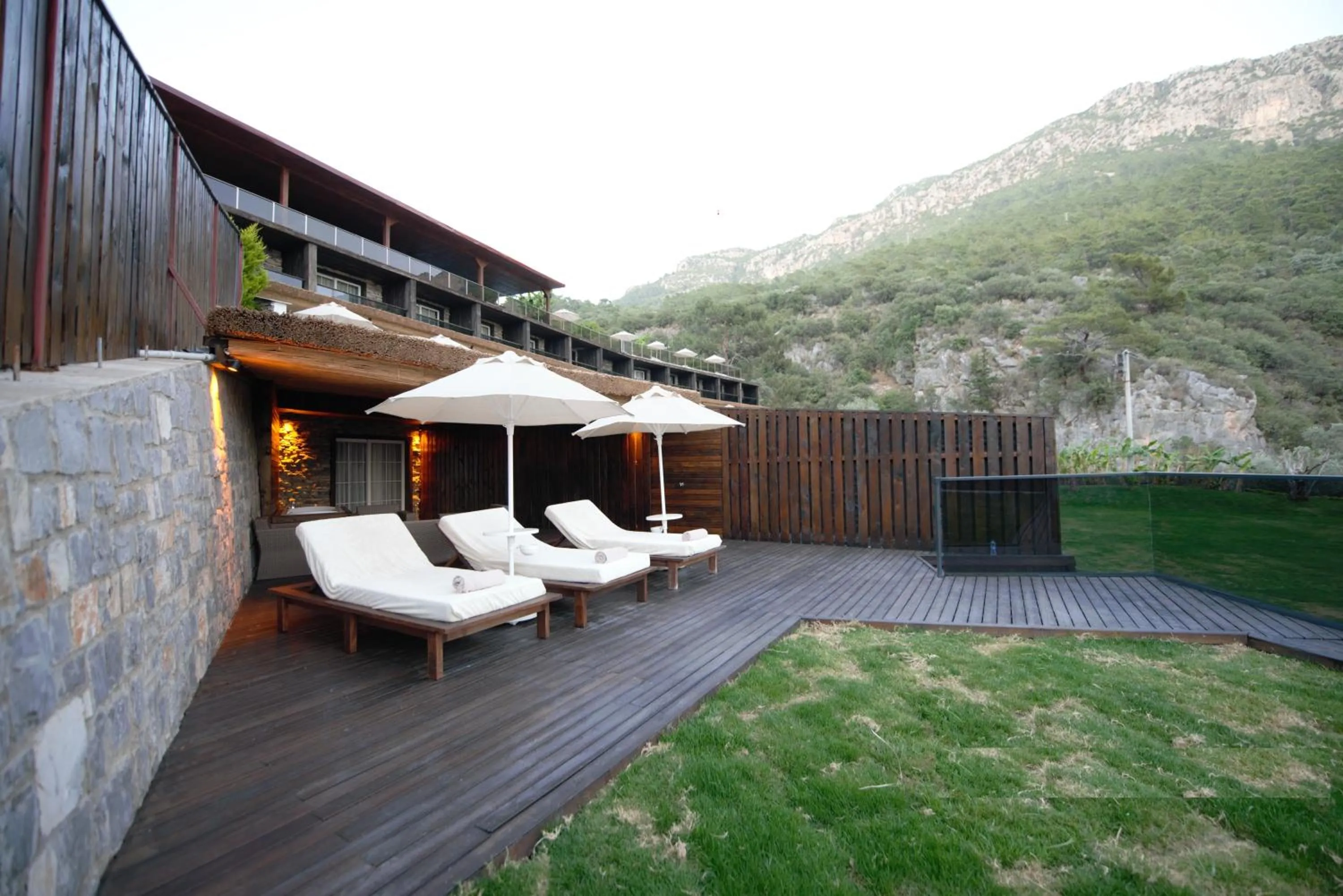 sunbed in Manaspark Deluxe Hotel