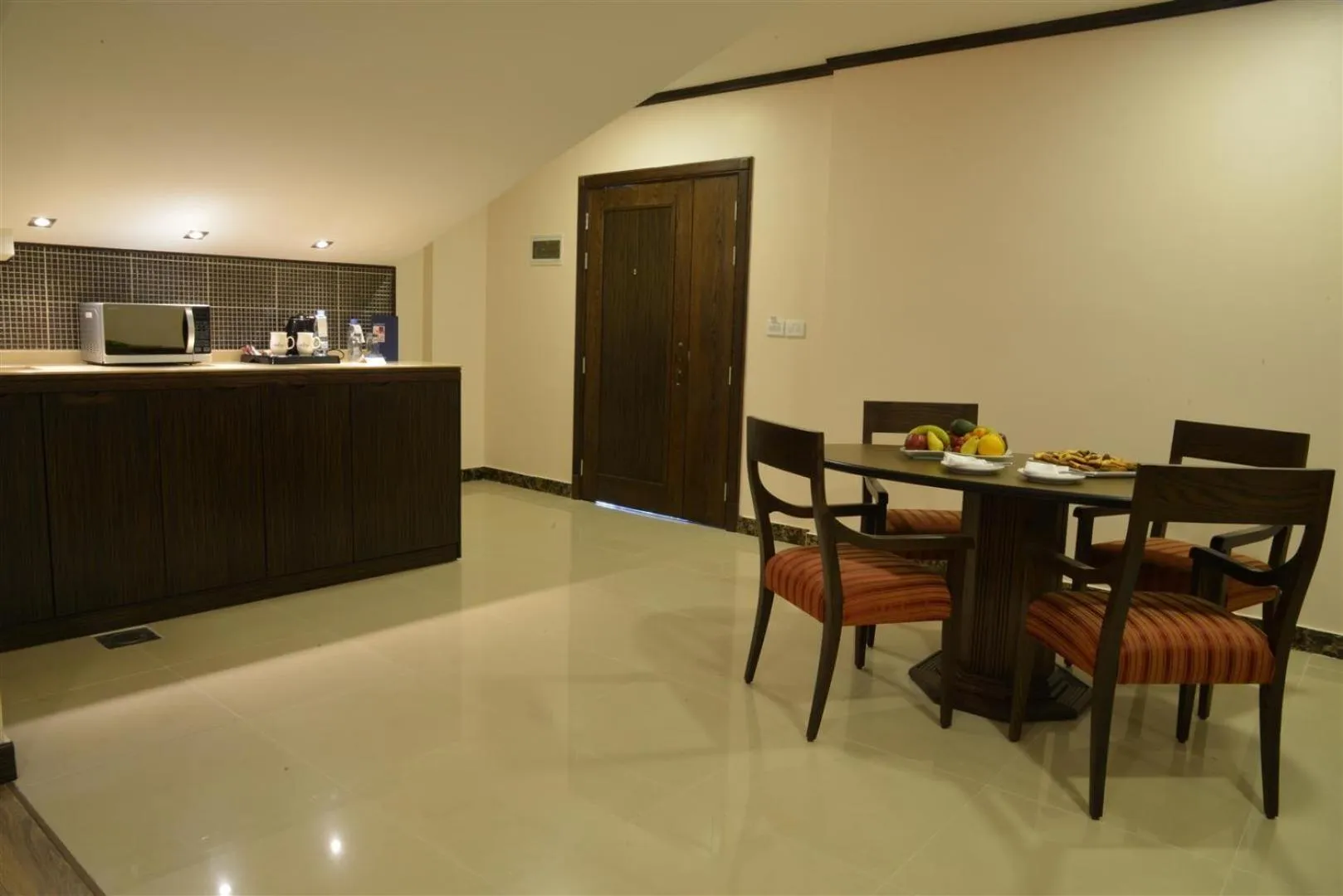 Dining area in Golden Lili Resort & Spa