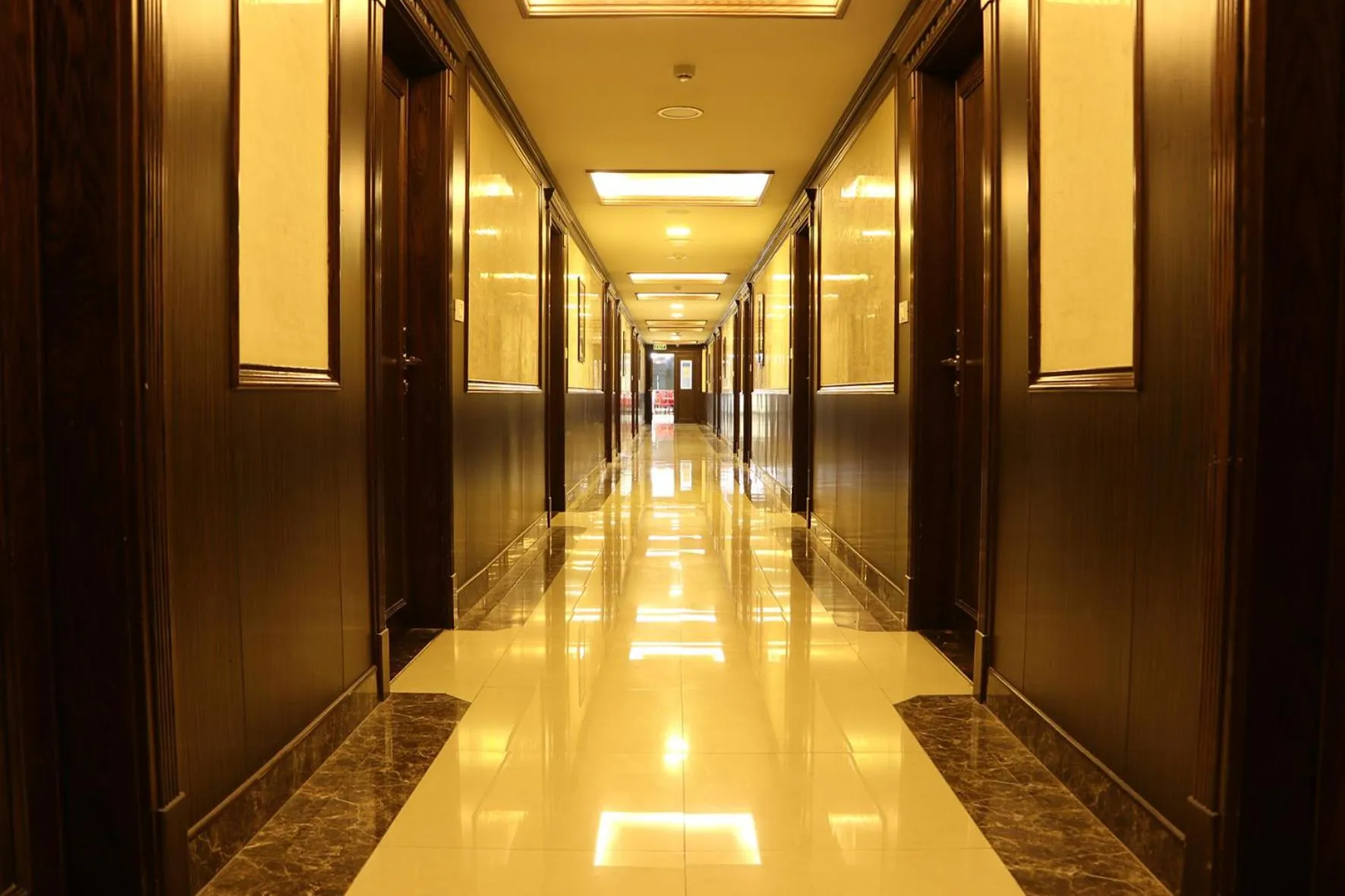 Property building in Golden Lili Resort & Spa