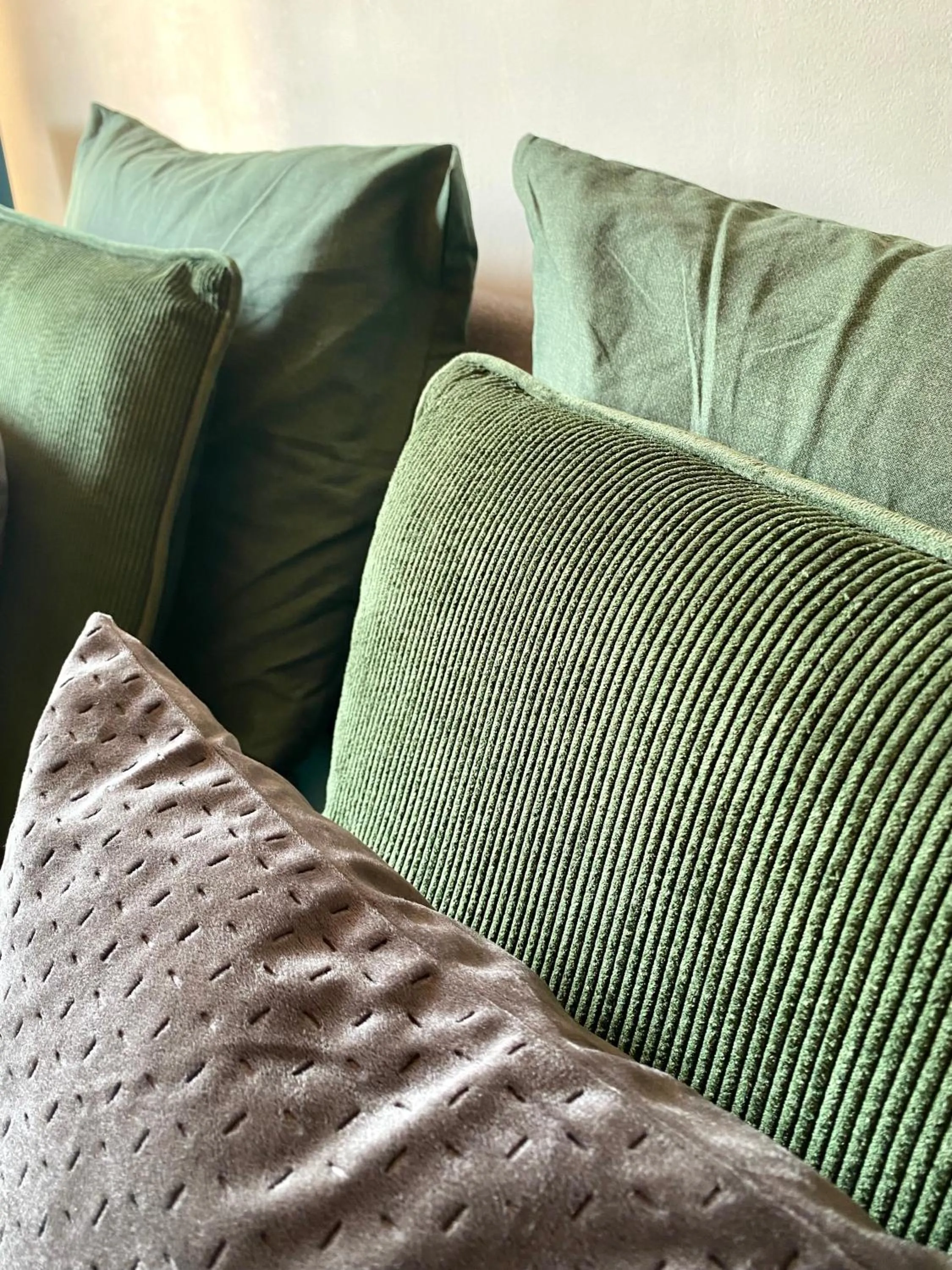 Decorative detail in Domaine du Cellier de la Couronne