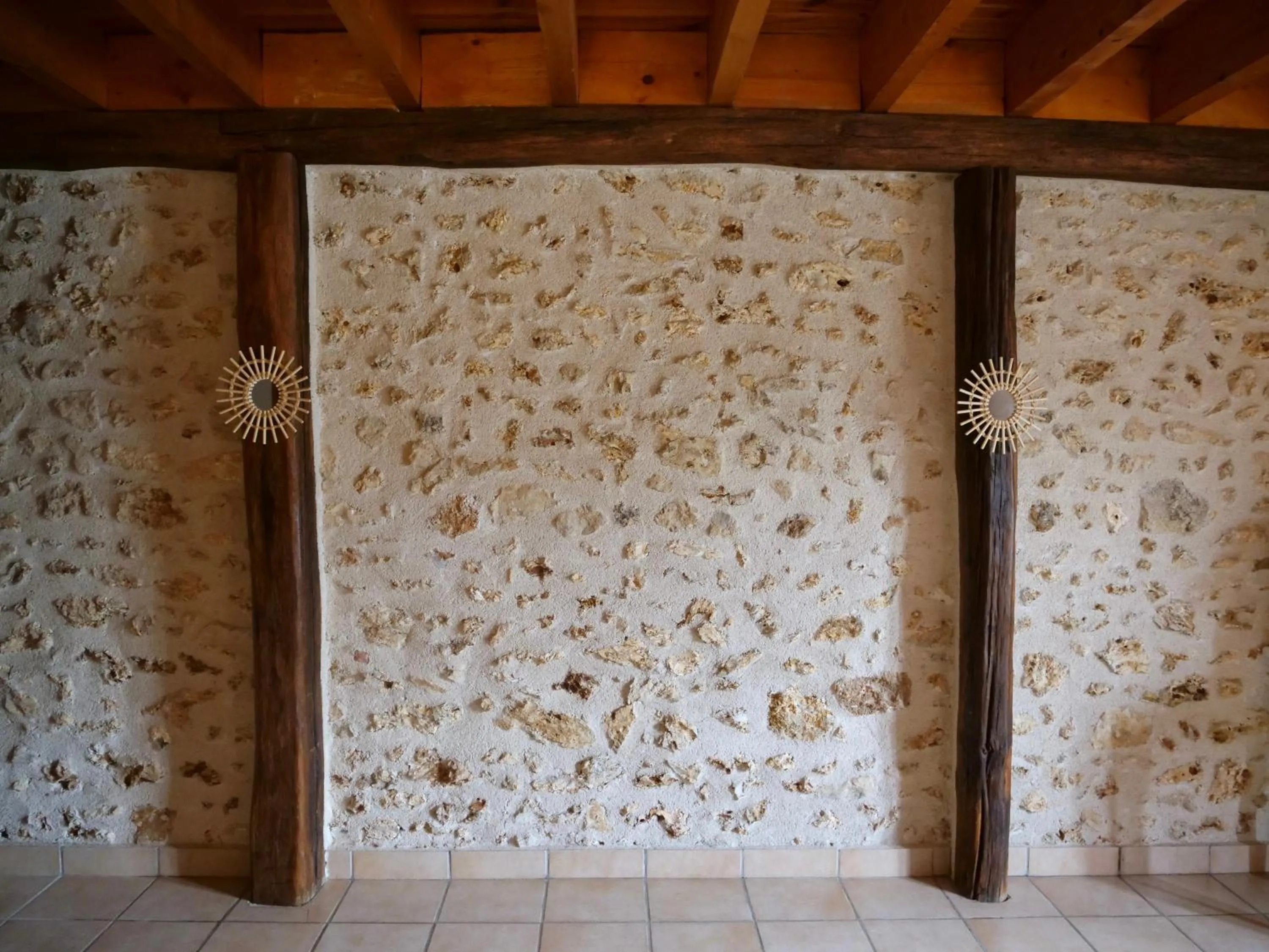 Decorative detail in Domaine du Cellier de la Couronne