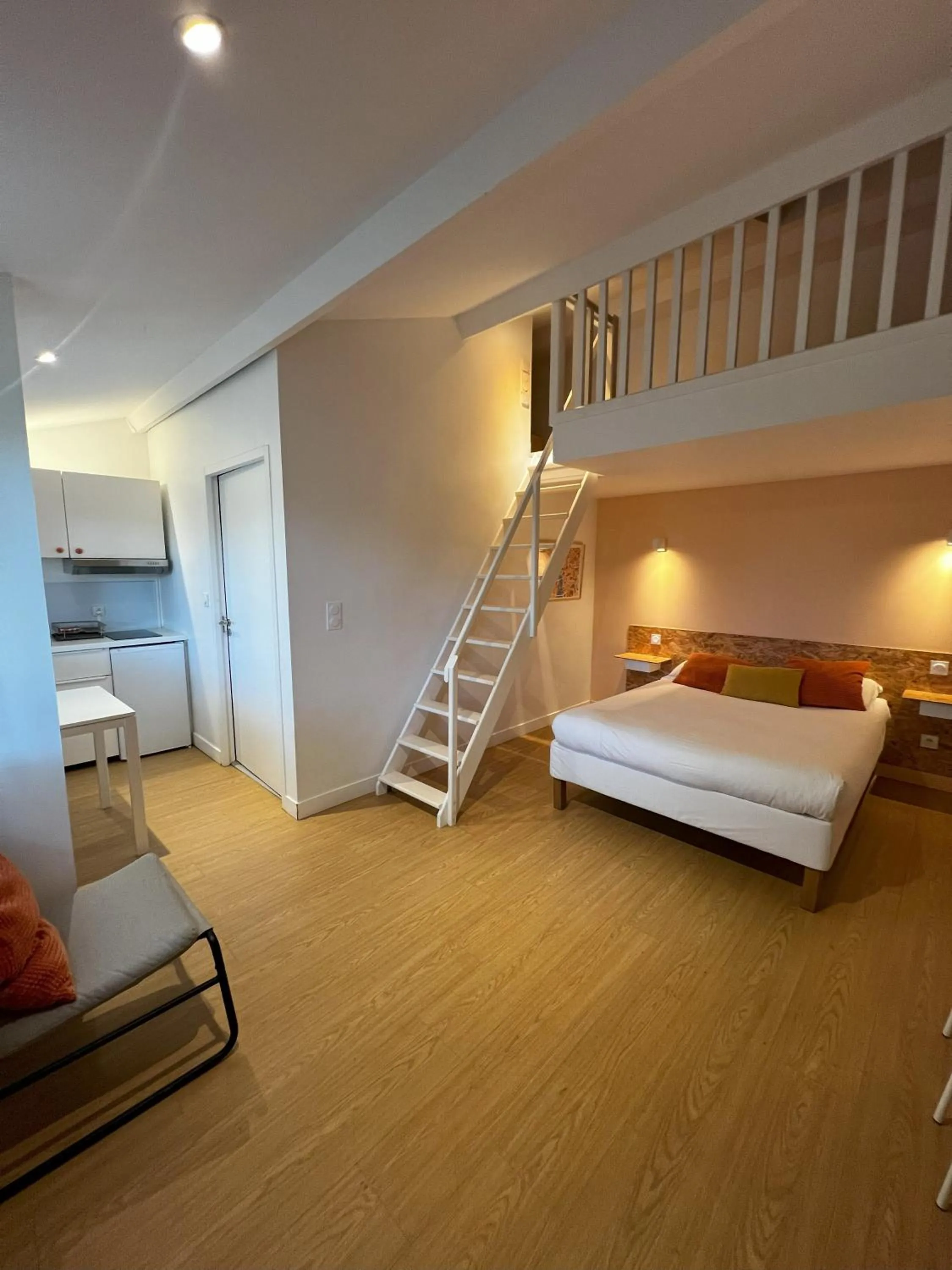 Photo of the whole room, Bed in Résidence Thibaud