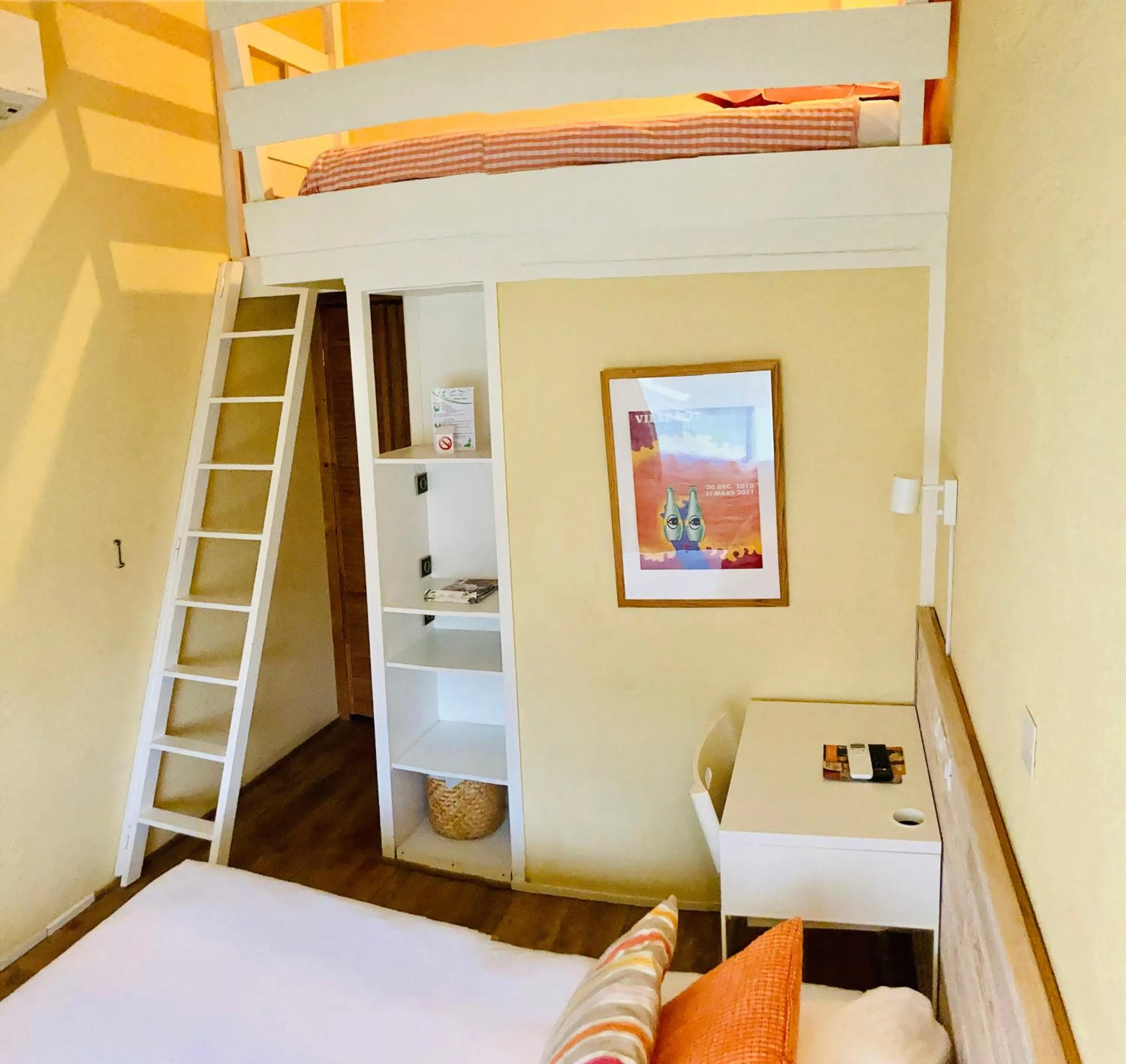 Bed in Résidence Thibaud