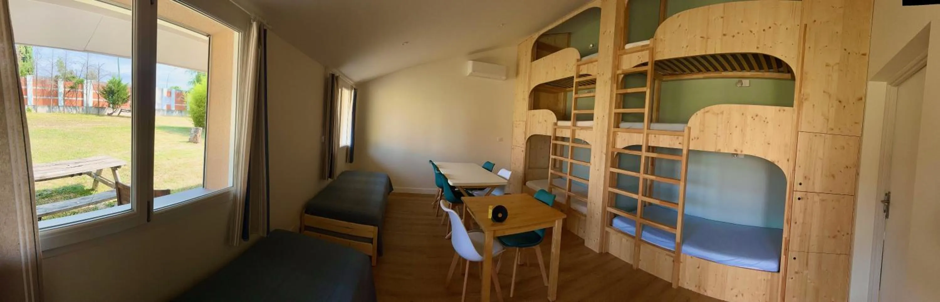 Photo of the whole room in Résidence Thibaud