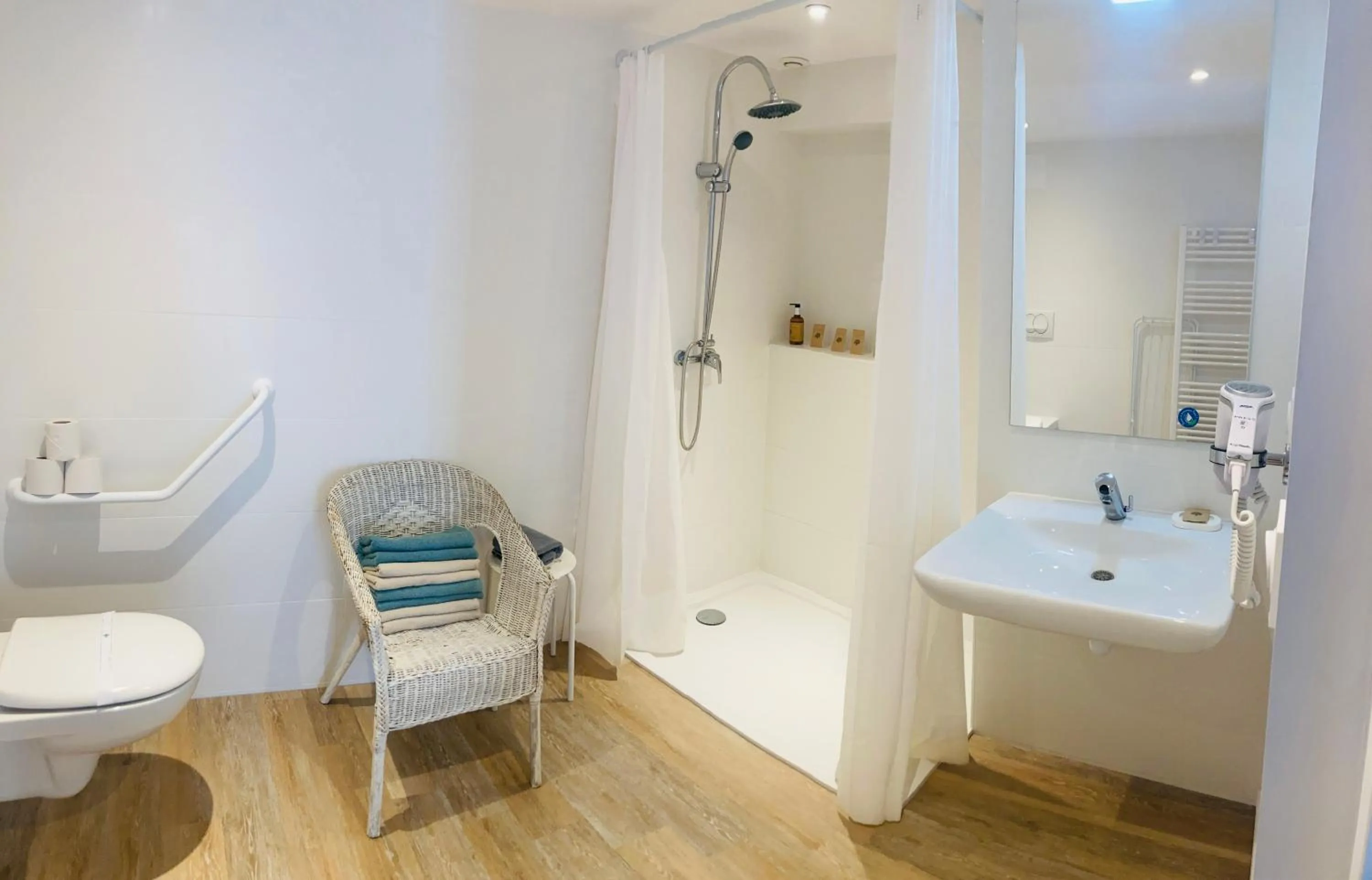 Shower in Résidence Thibaud