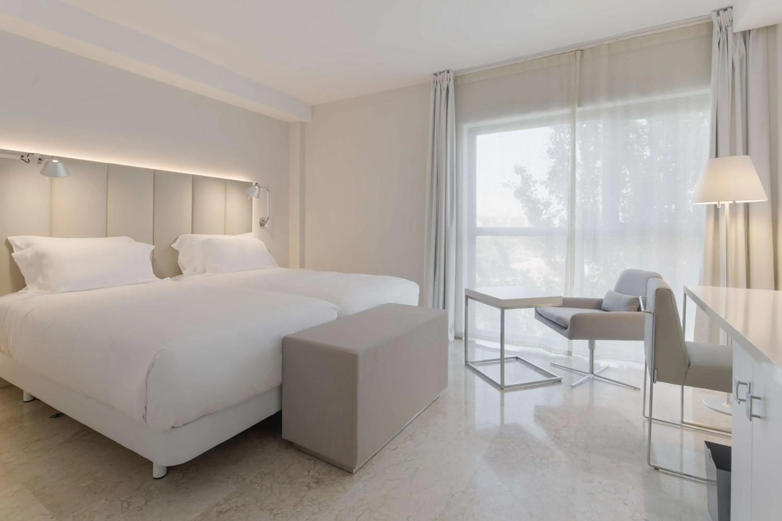 Bedroom, Bed in NH Ciudad de Zaragoza