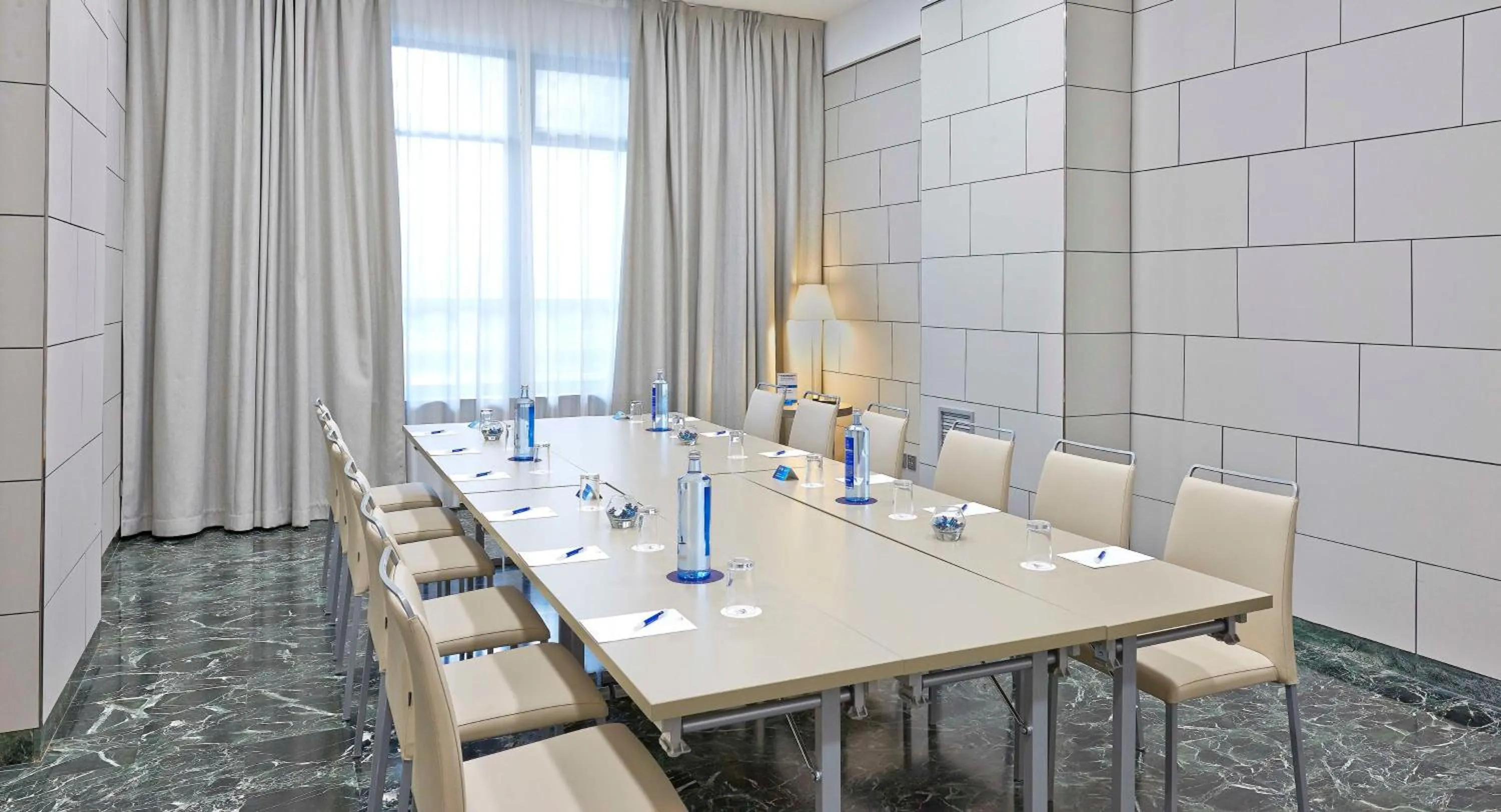 Meeting/conference room in NH Ciudad de Zaragoza