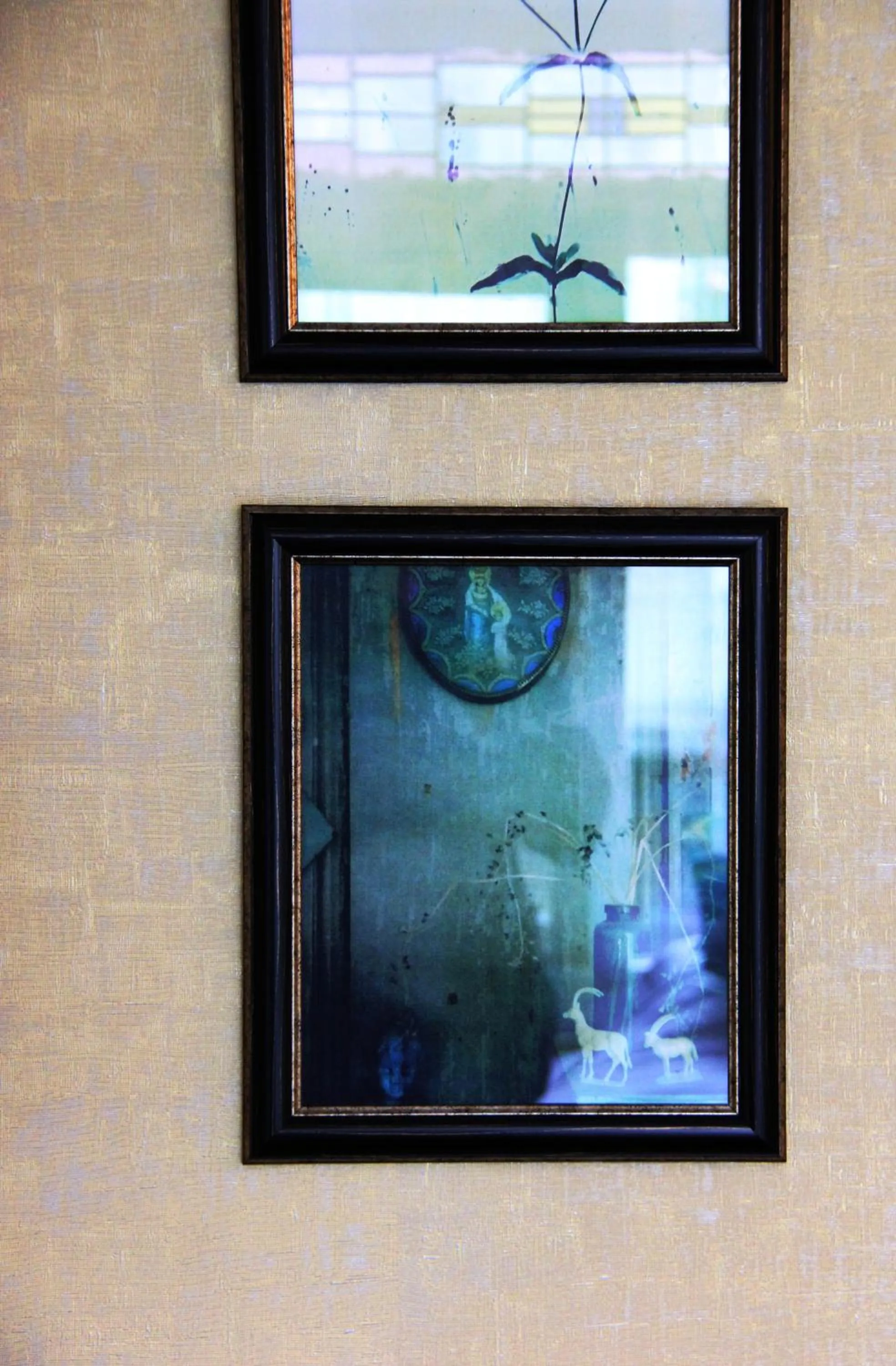 Decorative detail in House of Freddy