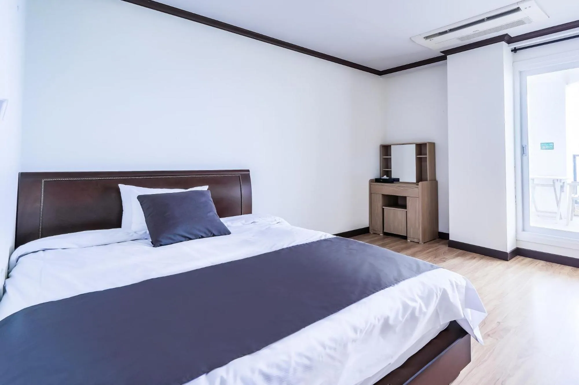 Bed in Cutie Pie Hotel