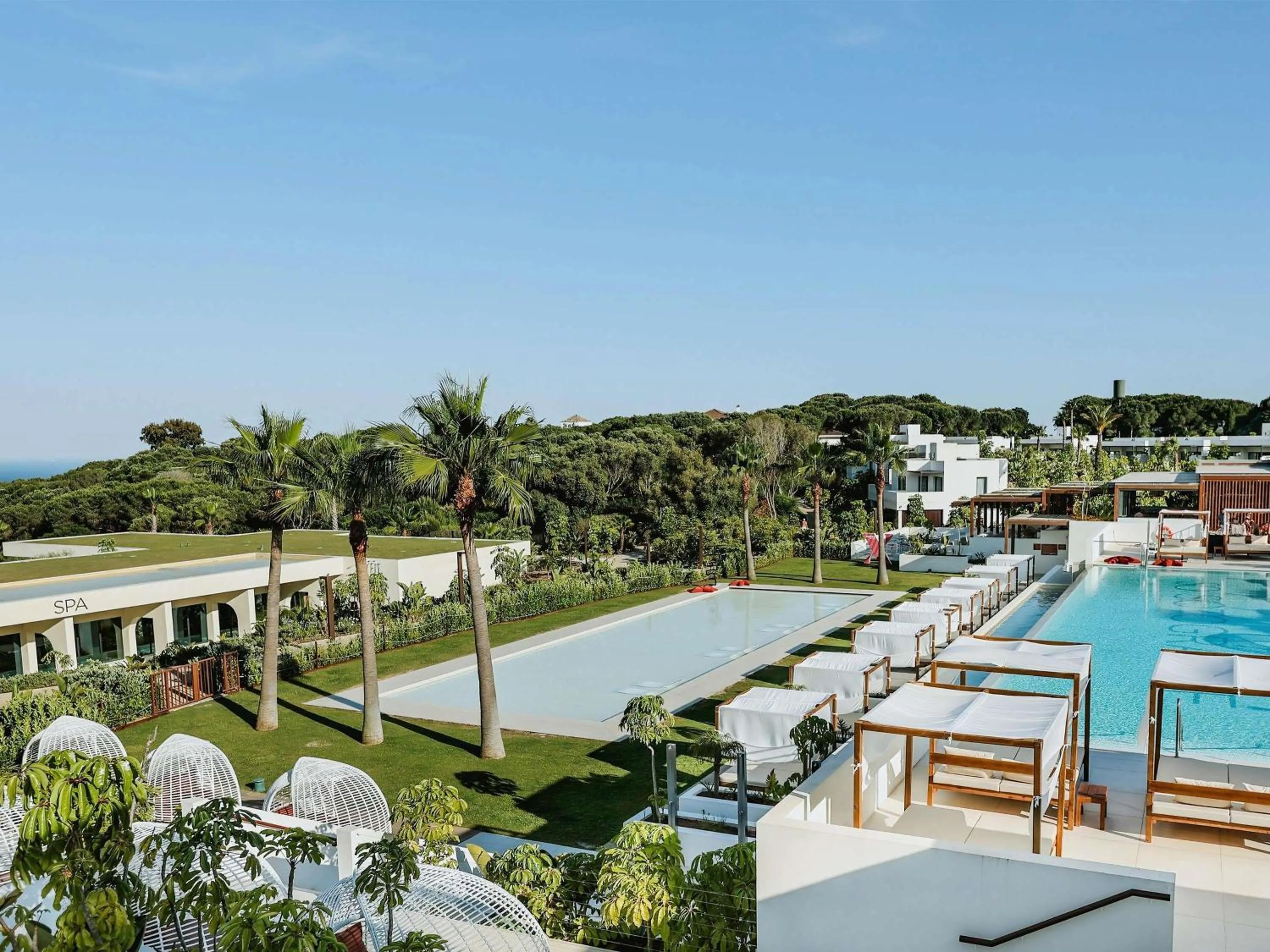 Property building in SO/ Sotogrande Spa & Golf Resort Hotel