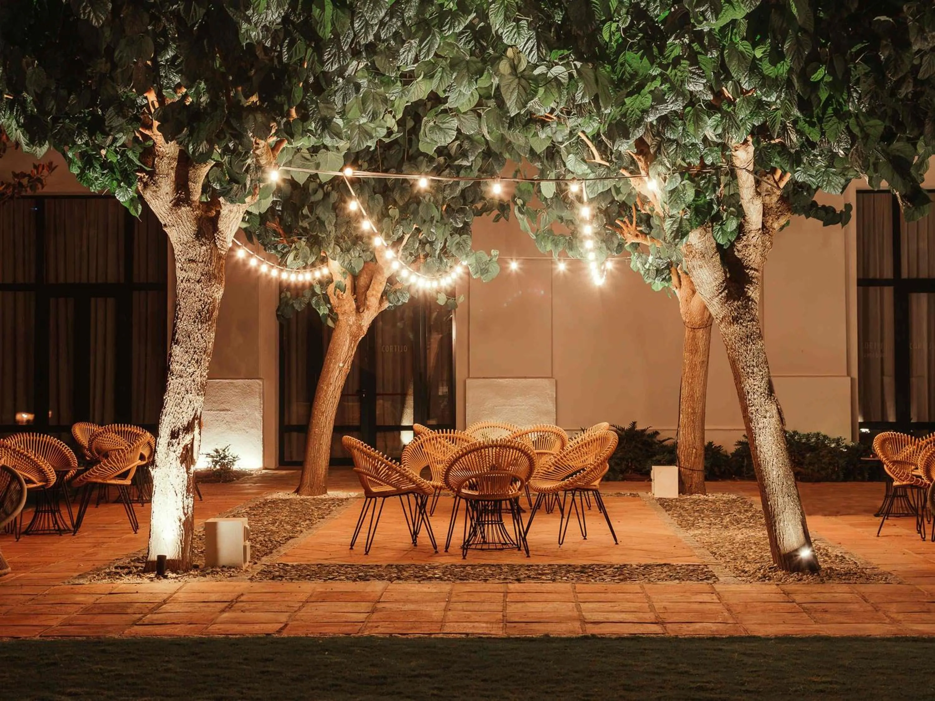 Restaurant/places to eat in SO/ Sotogrande Spa & Golf Resort Hotel