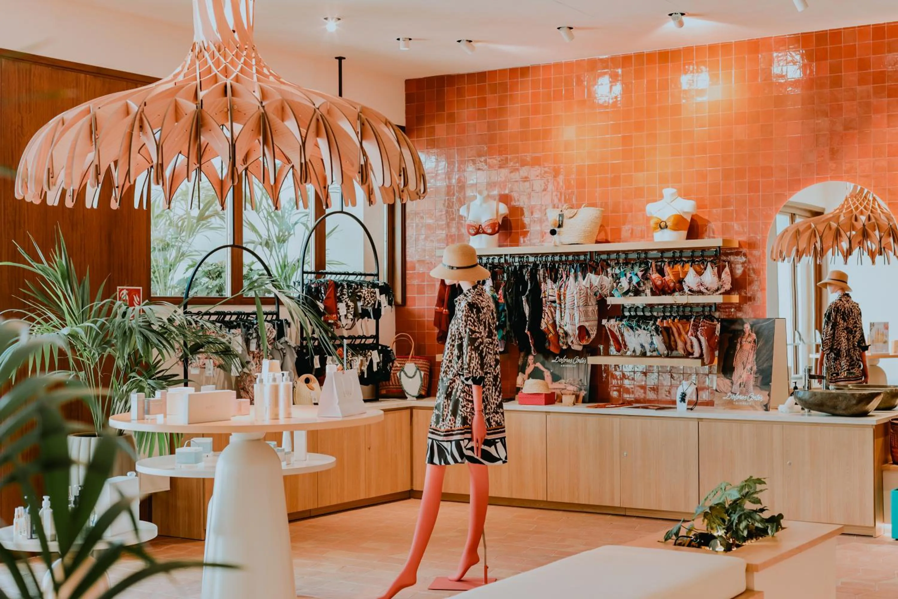 On-site shops in SO/ Sotogrande Spa & Golf Resort Hotel