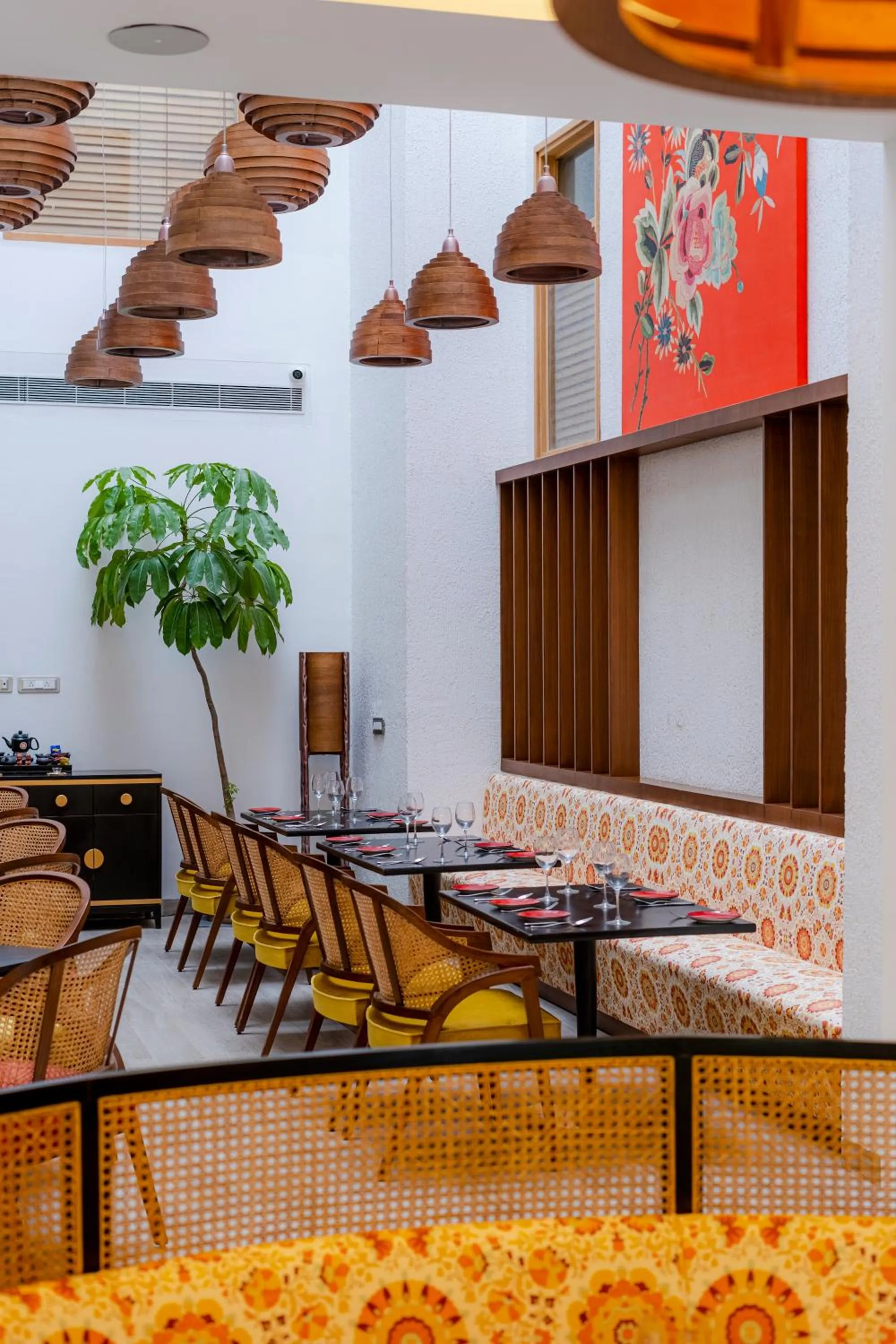 Restaurant/places to eat in ELLAA RESIDENCES