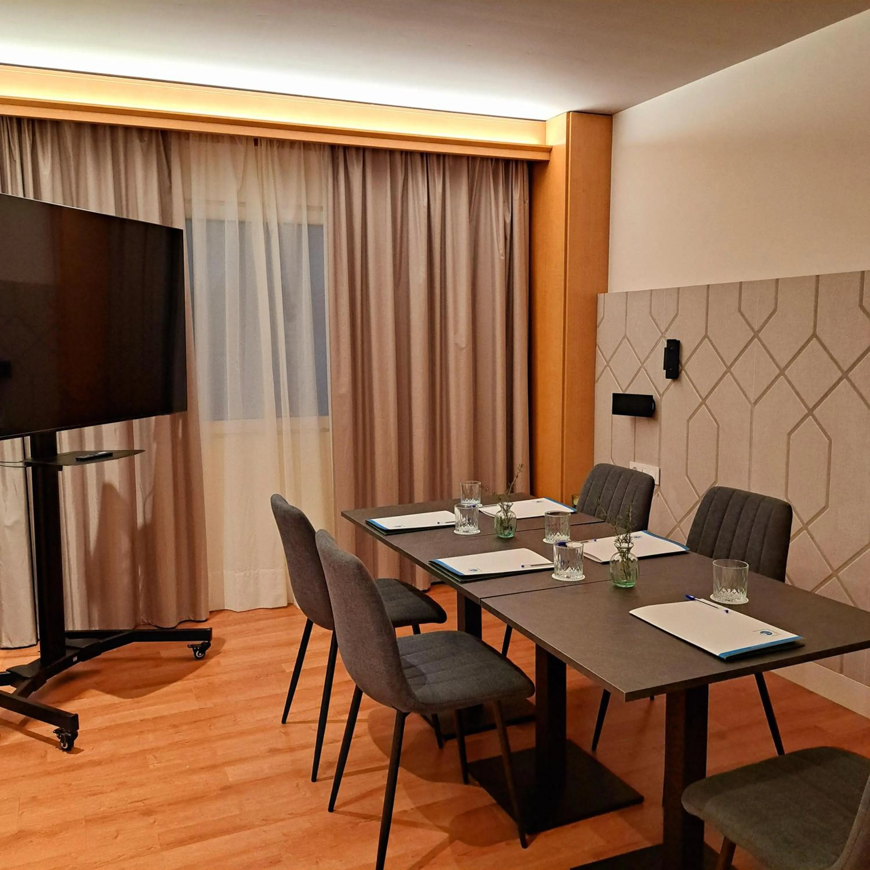 Meeting/conference room in Hotel Puerta Santander