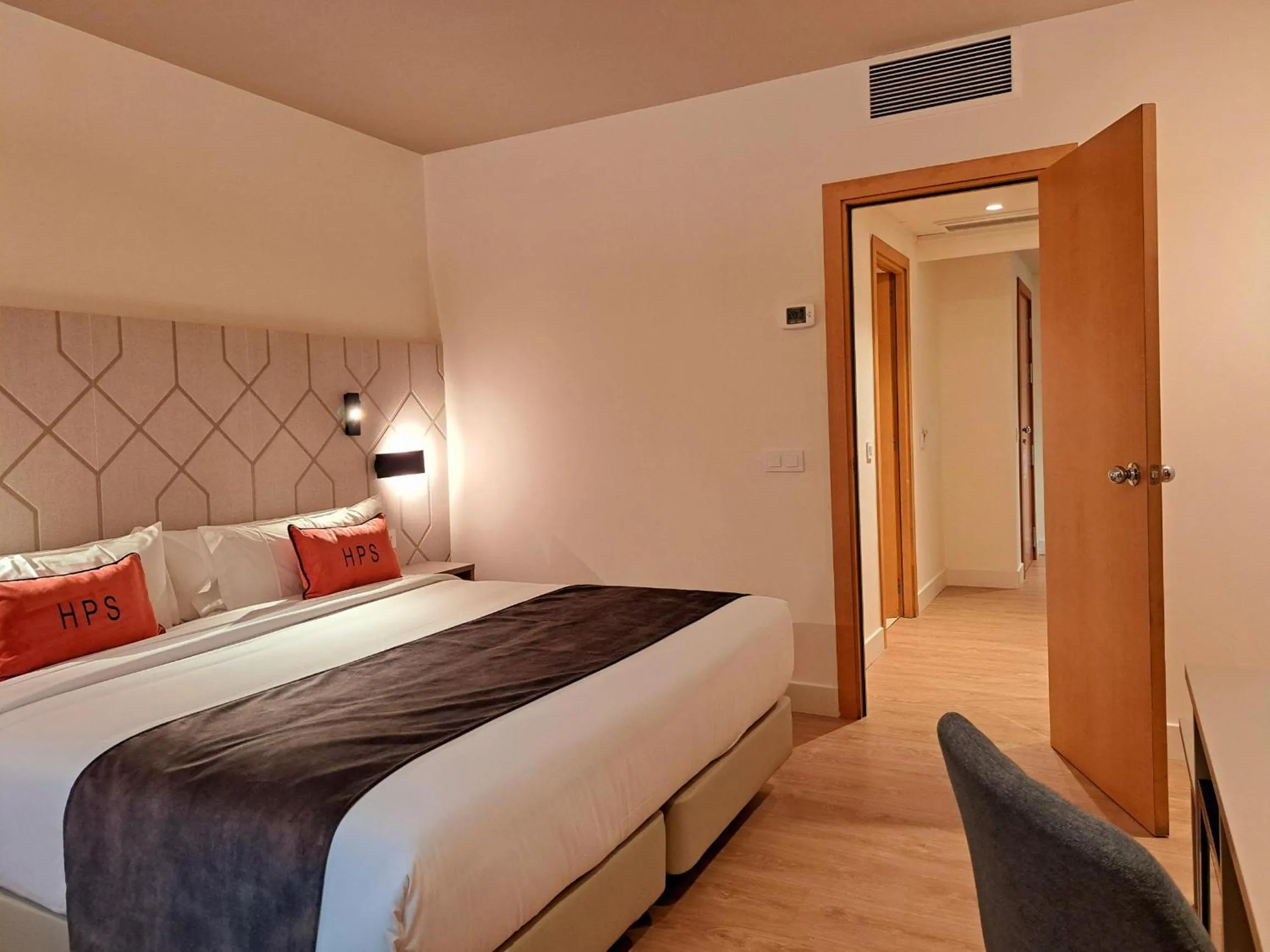 Photo of the whole room, Bed in Hotel Puerta Santander