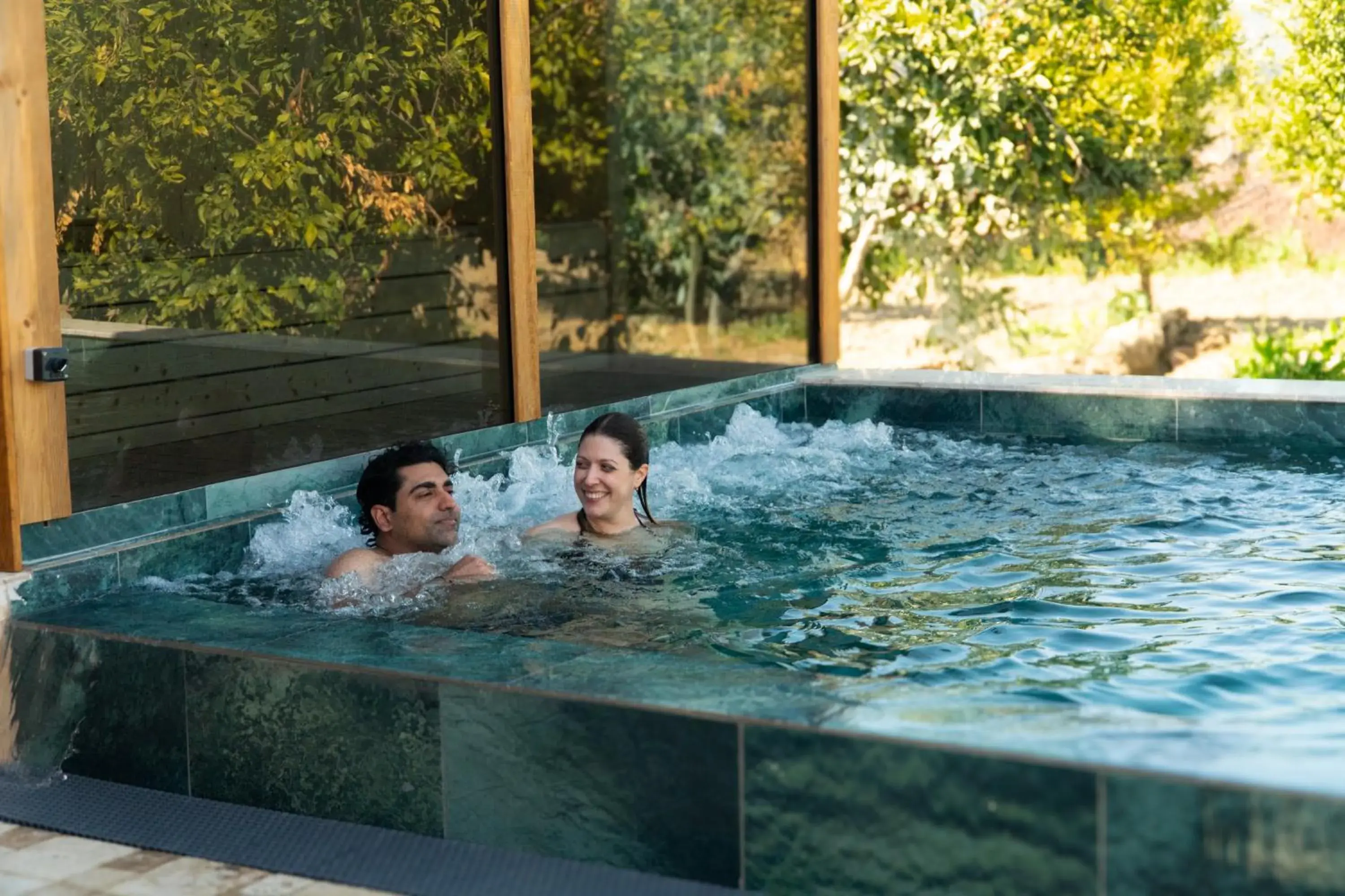 Queen Room with Spa Bath in Mandalin Glamping Queen Room with Spa Bath in Mandalin Glamping