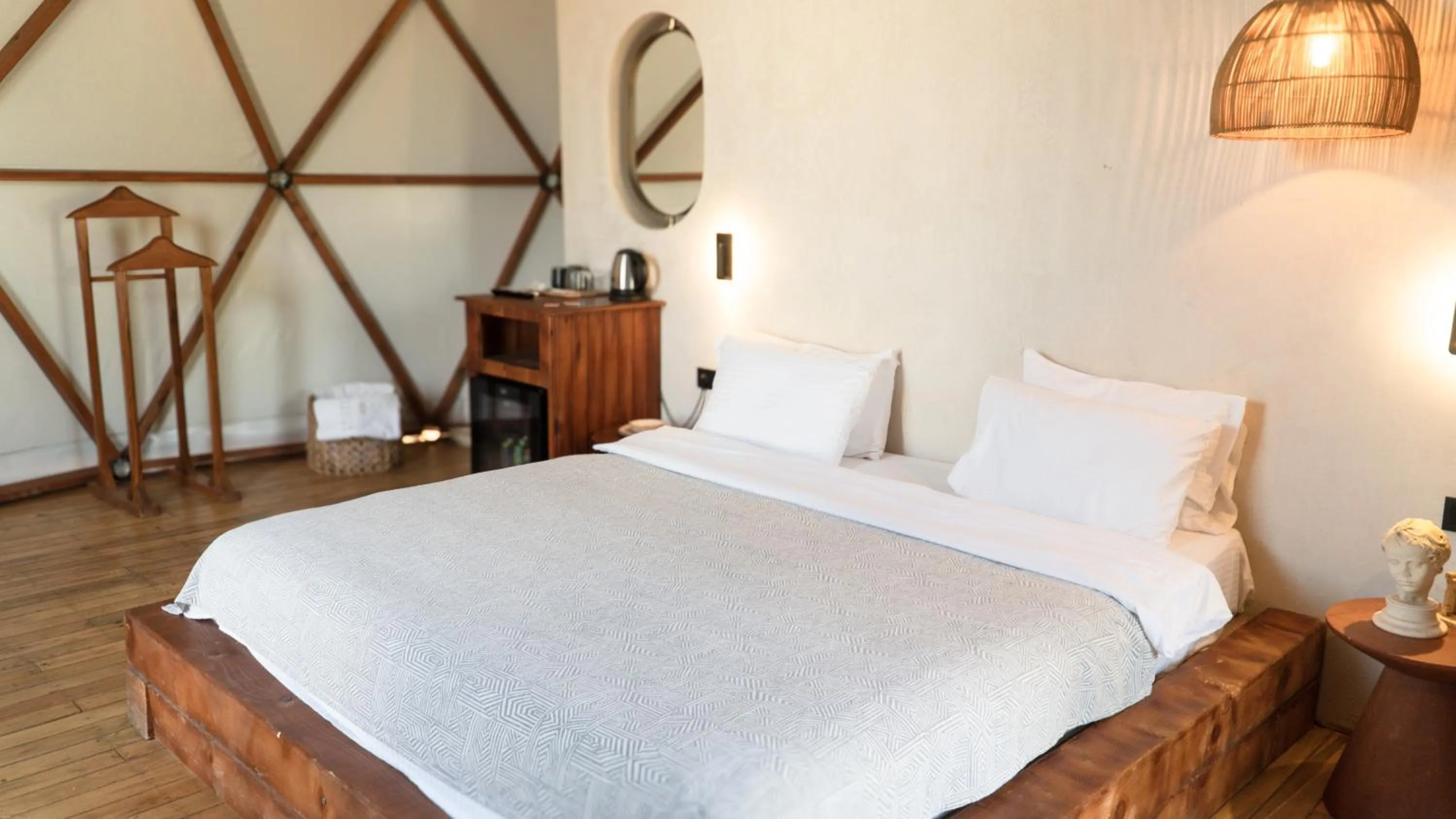 Bed in Mandalin Glamping