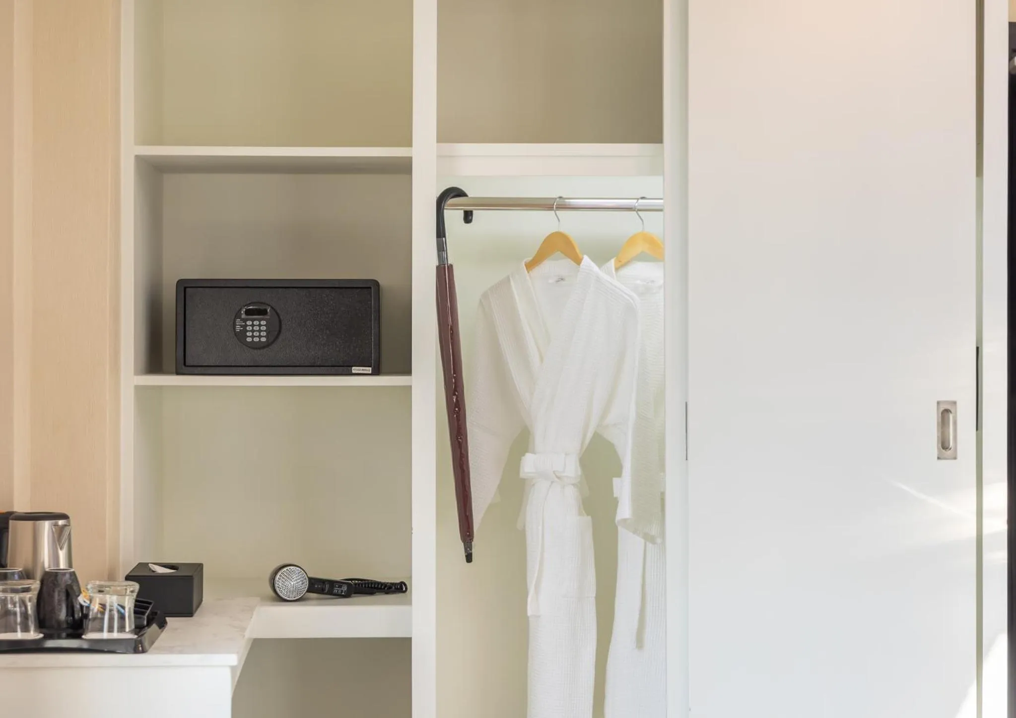 Bed in Eastin Hotel Vientiane