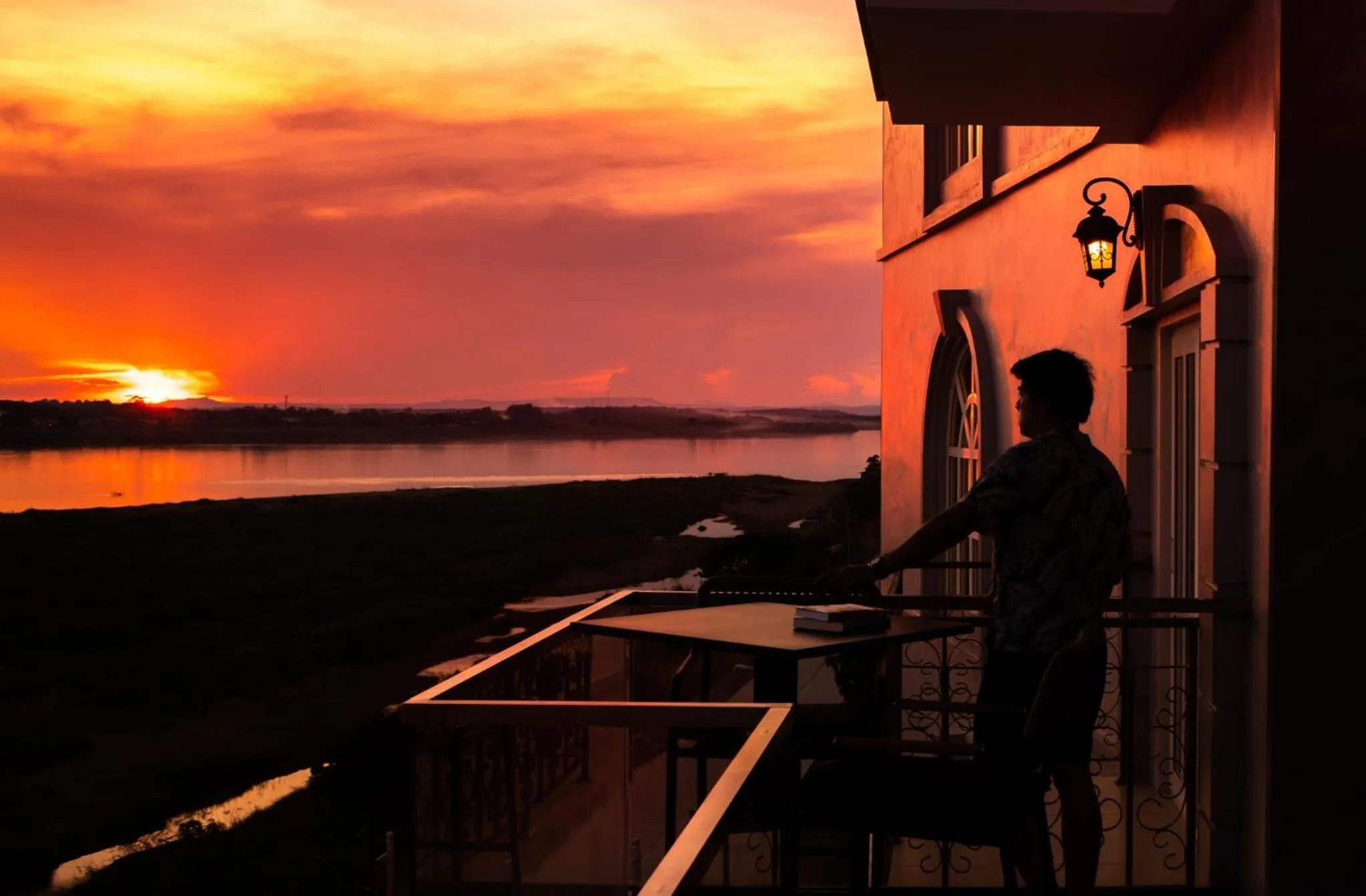 Night in Eastin Hotel Vientiane