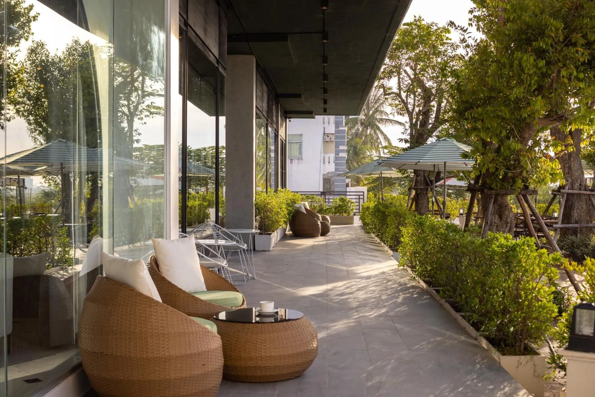 Restaurant/places to eat in Eastin Hotel Vientiane