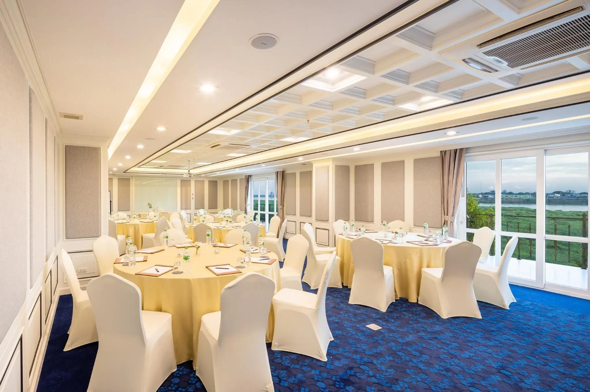 Meeting/conference room in Eastin Hotel Vientiane