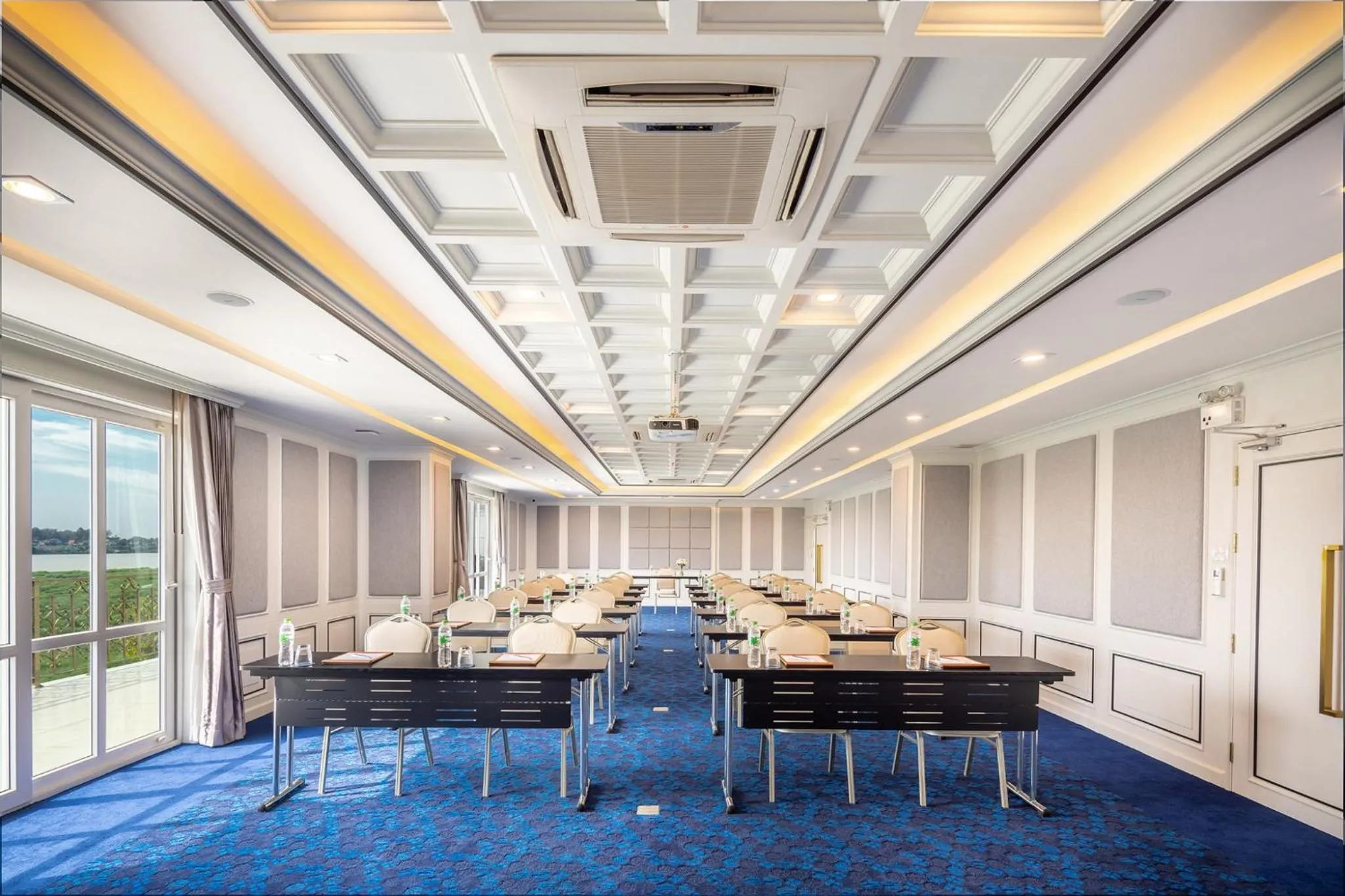 Meeting/conference room in Eastin Hotel Vientiane