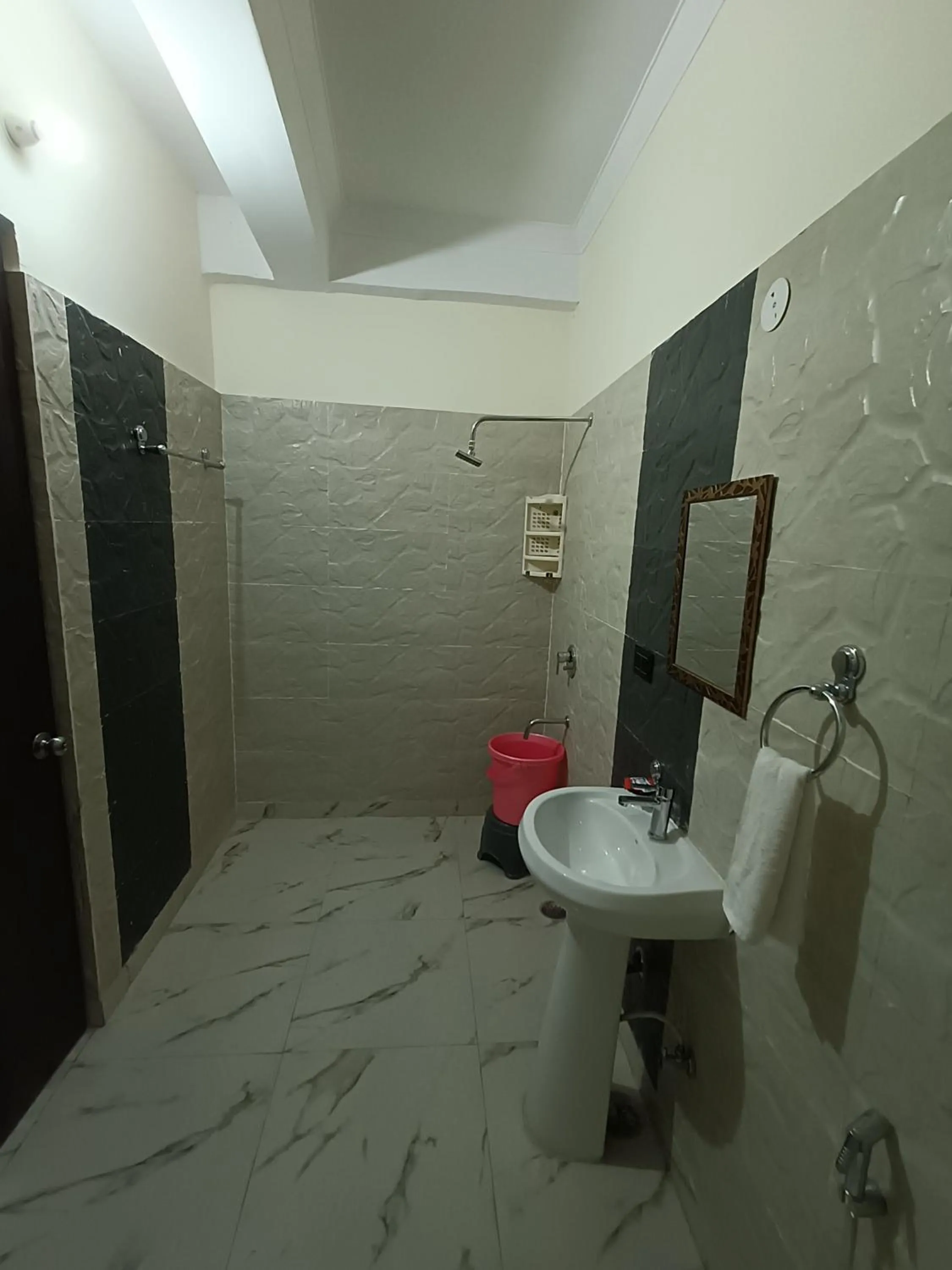 Bathroom in White House Country Inn By PEARL Luxury Hotel In Jhajjar