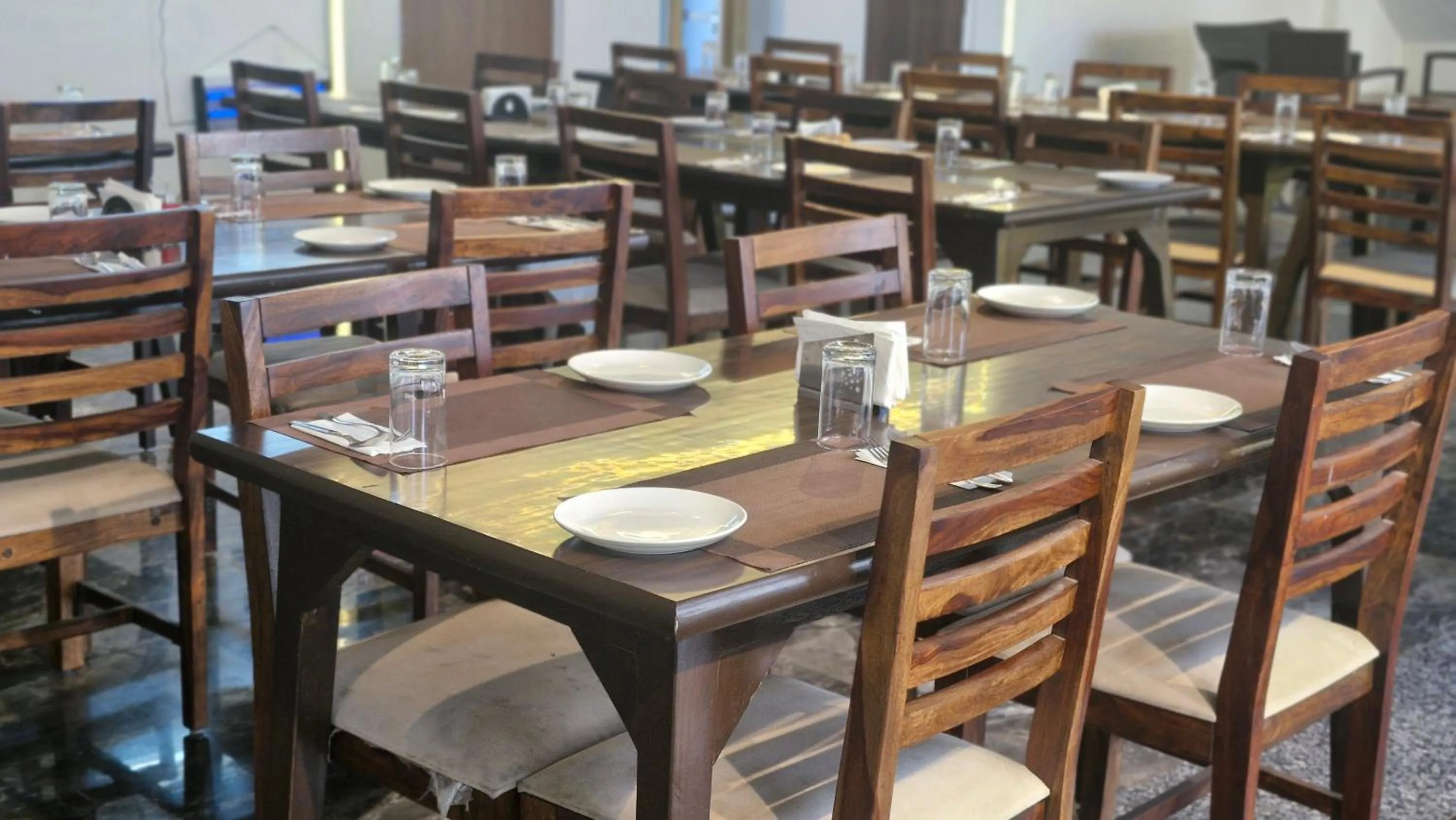 Restaurant/places to eat in White House Country Inn By PEARL Luxury Hotel In Jhajjar