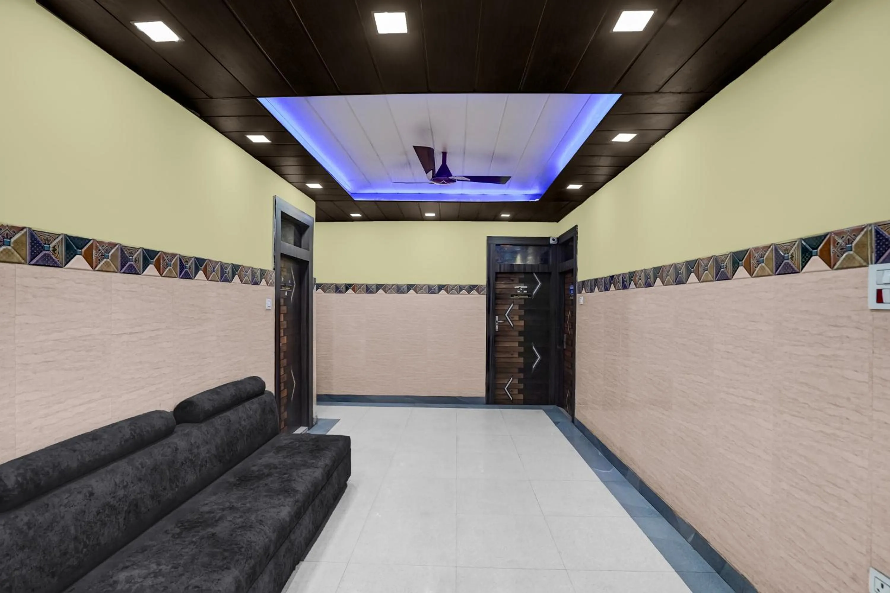 Lobby or reception in Collection O JK Temple Kanpur Formerly Yatika Inn