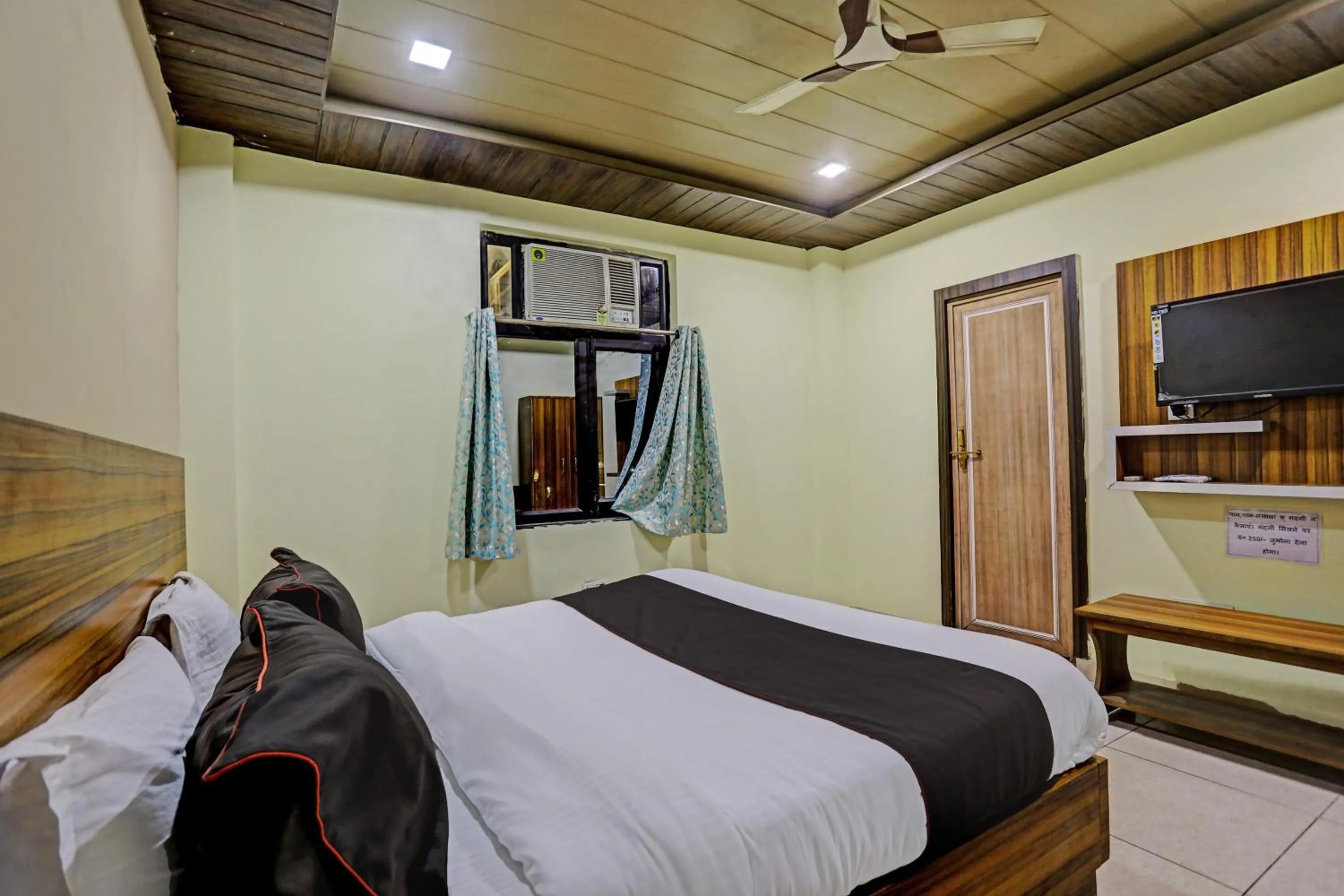 Collection O JK Temple Kanpur Formerly Yatika Inn