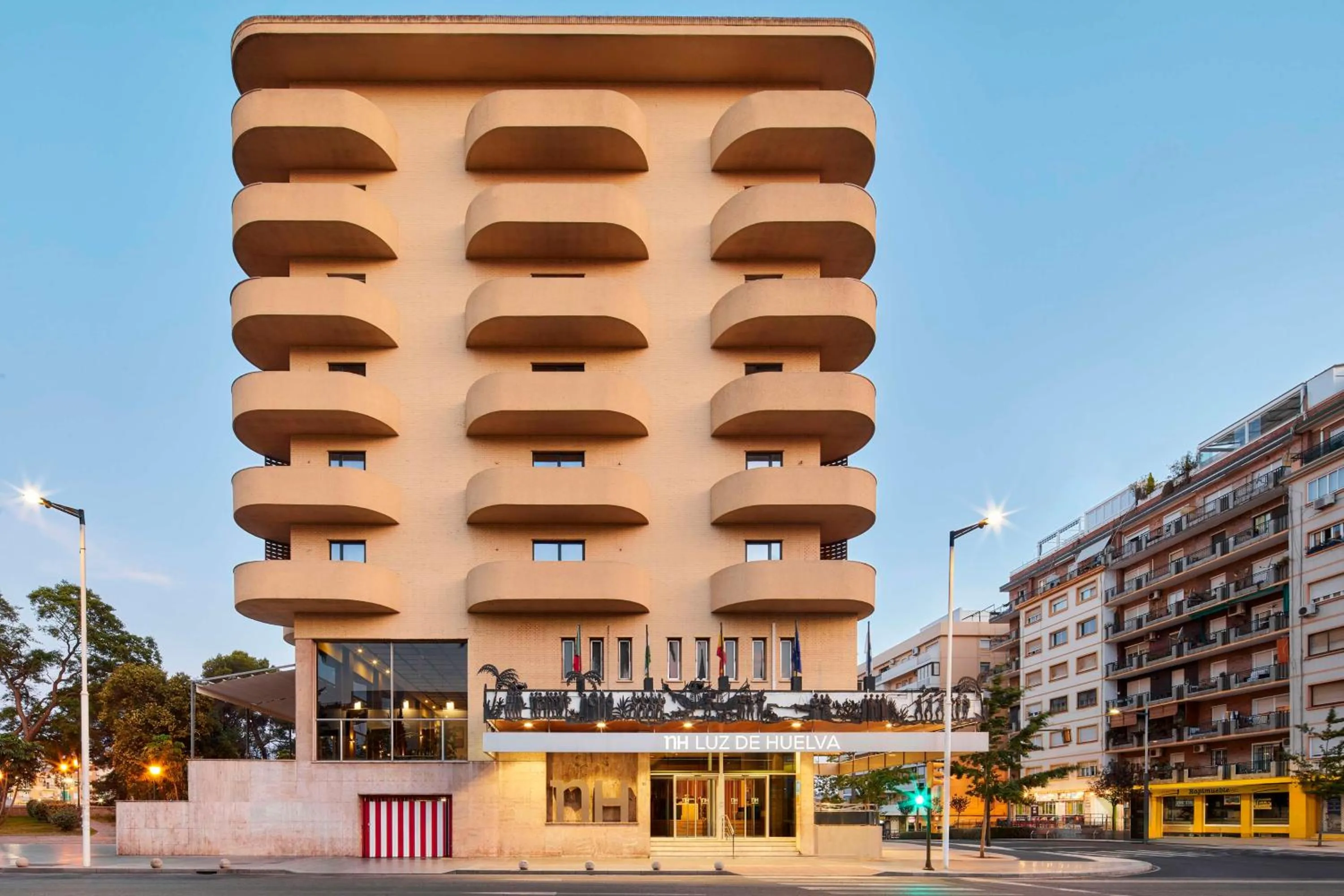 Property building in NH Luz Huelva