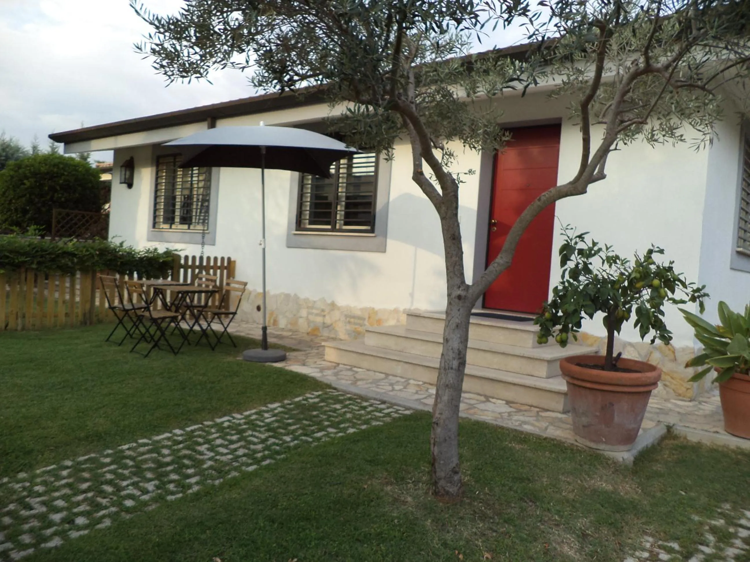 Facade/entrance in Gens Mundi B&B