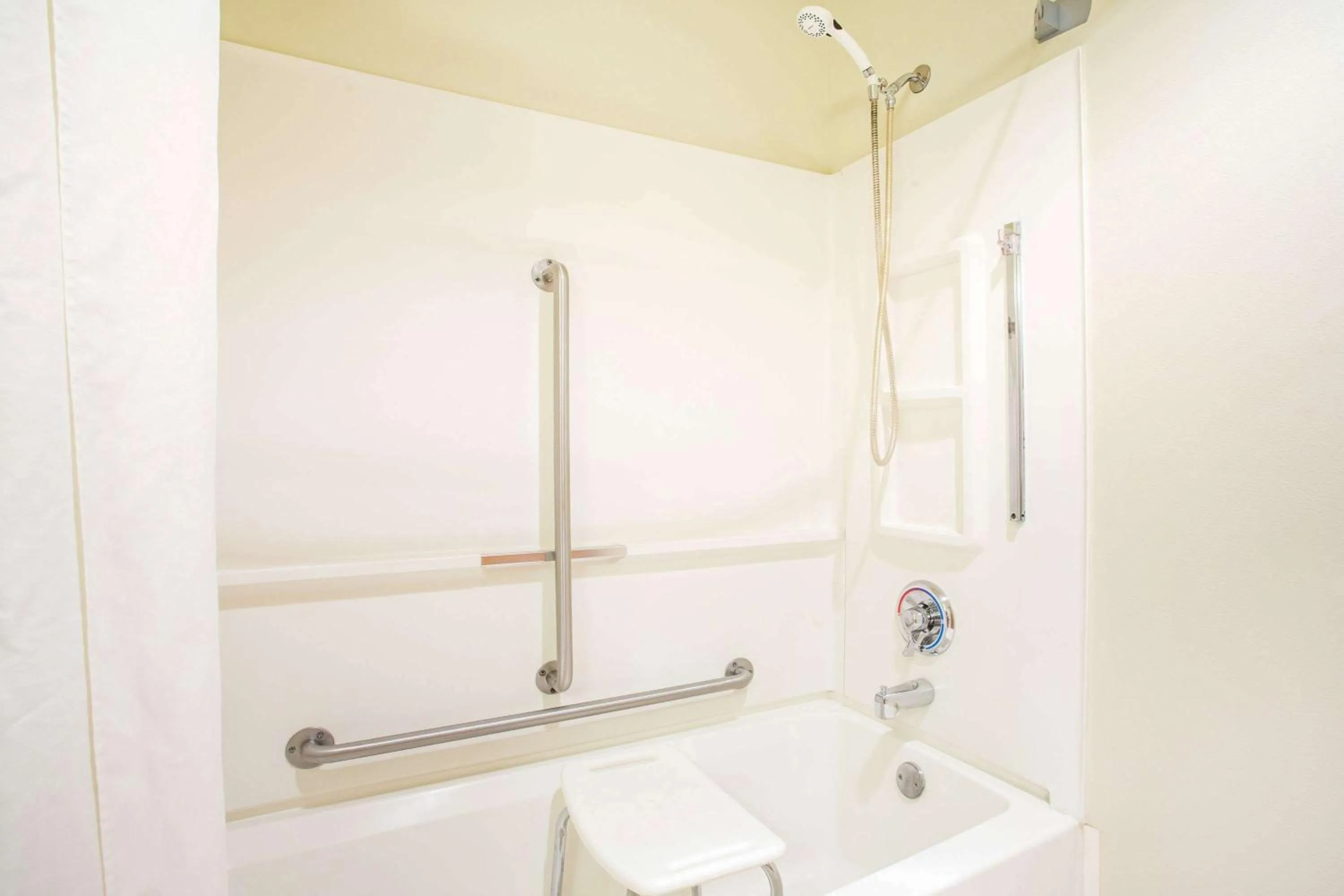 Bathroom in Super 8 by Wyndham Prairie Du Chien