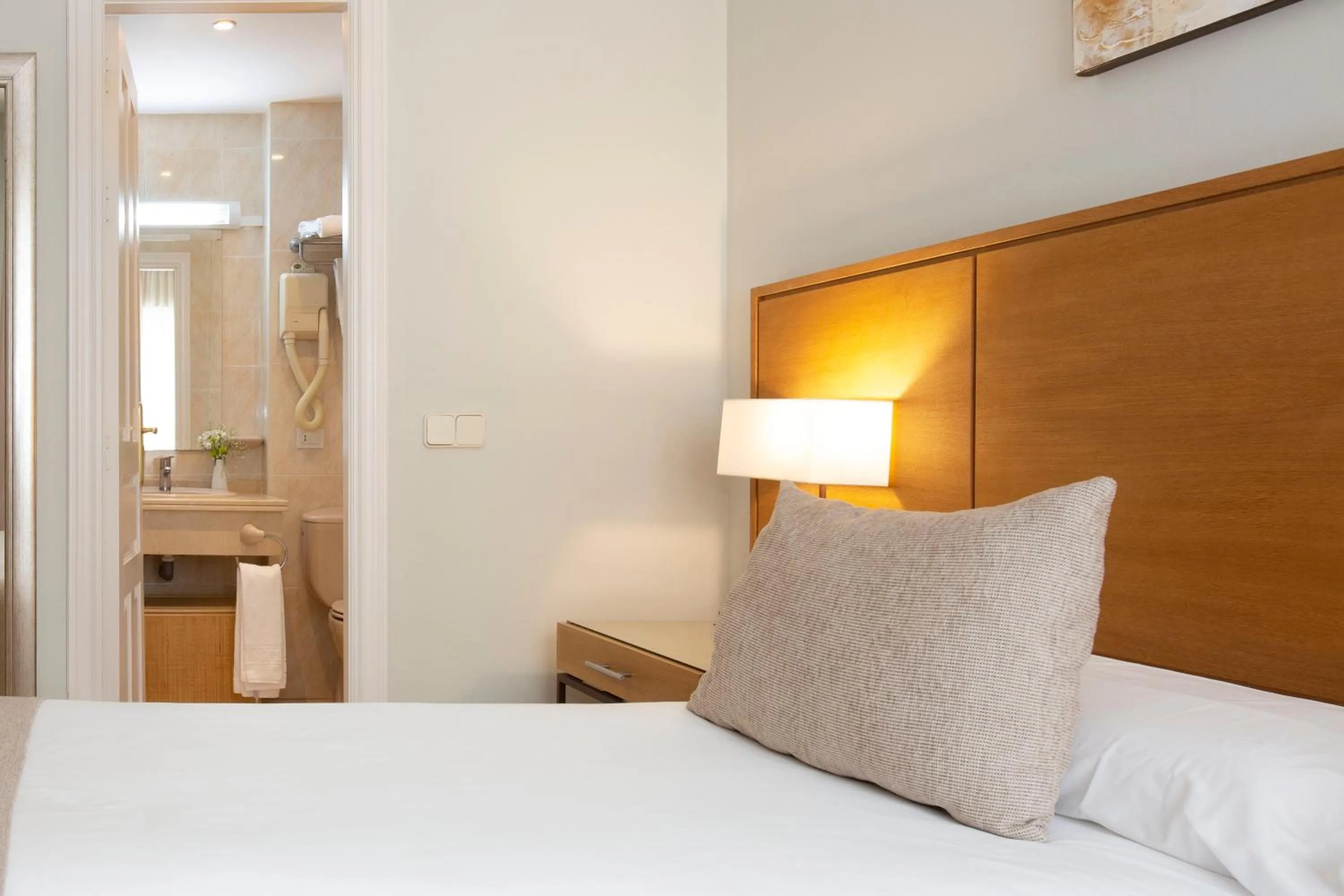 Bed in Ona Alanda Club Marbella