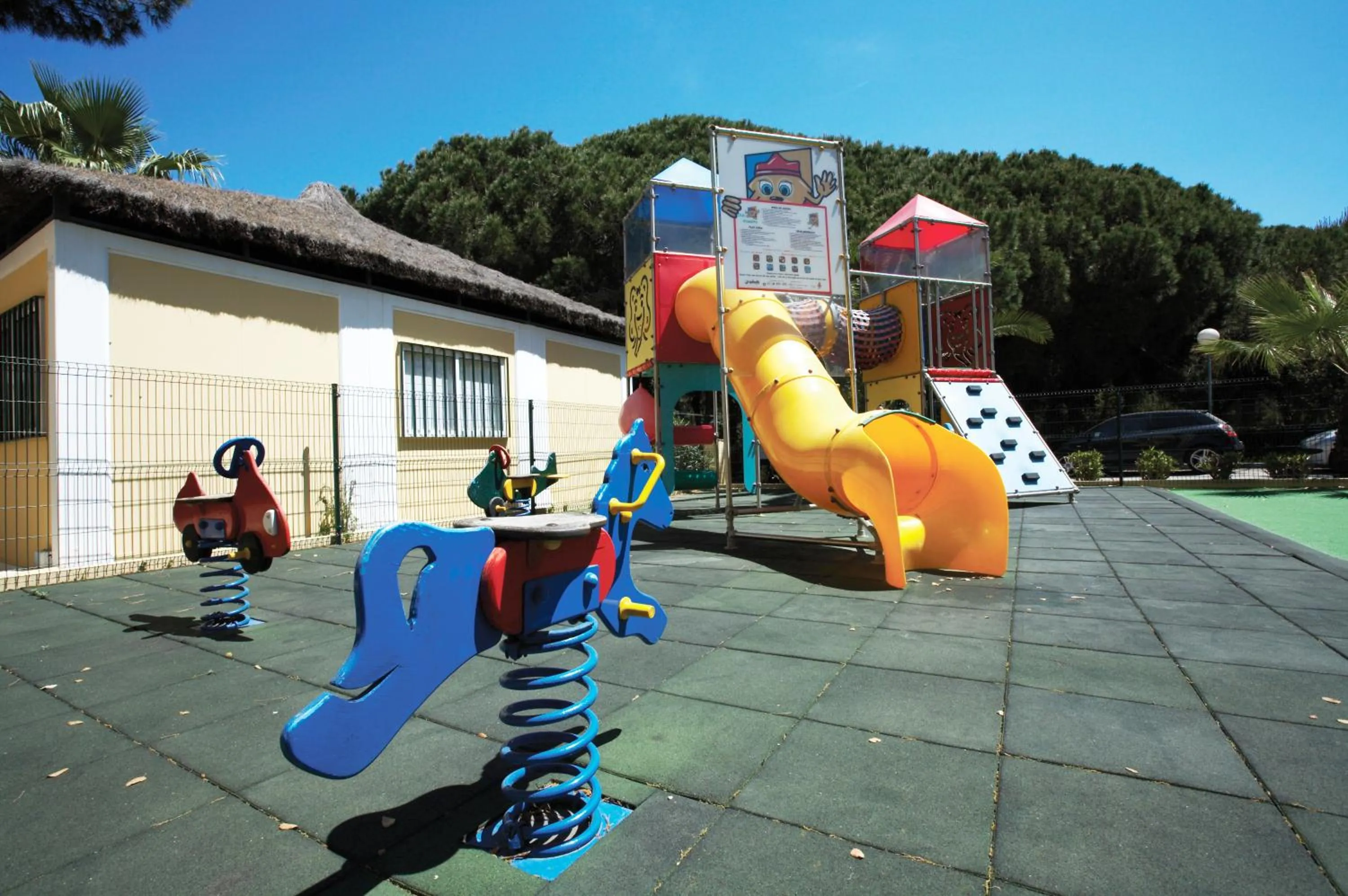 Children play ground in Ona Alanda Club Marbella