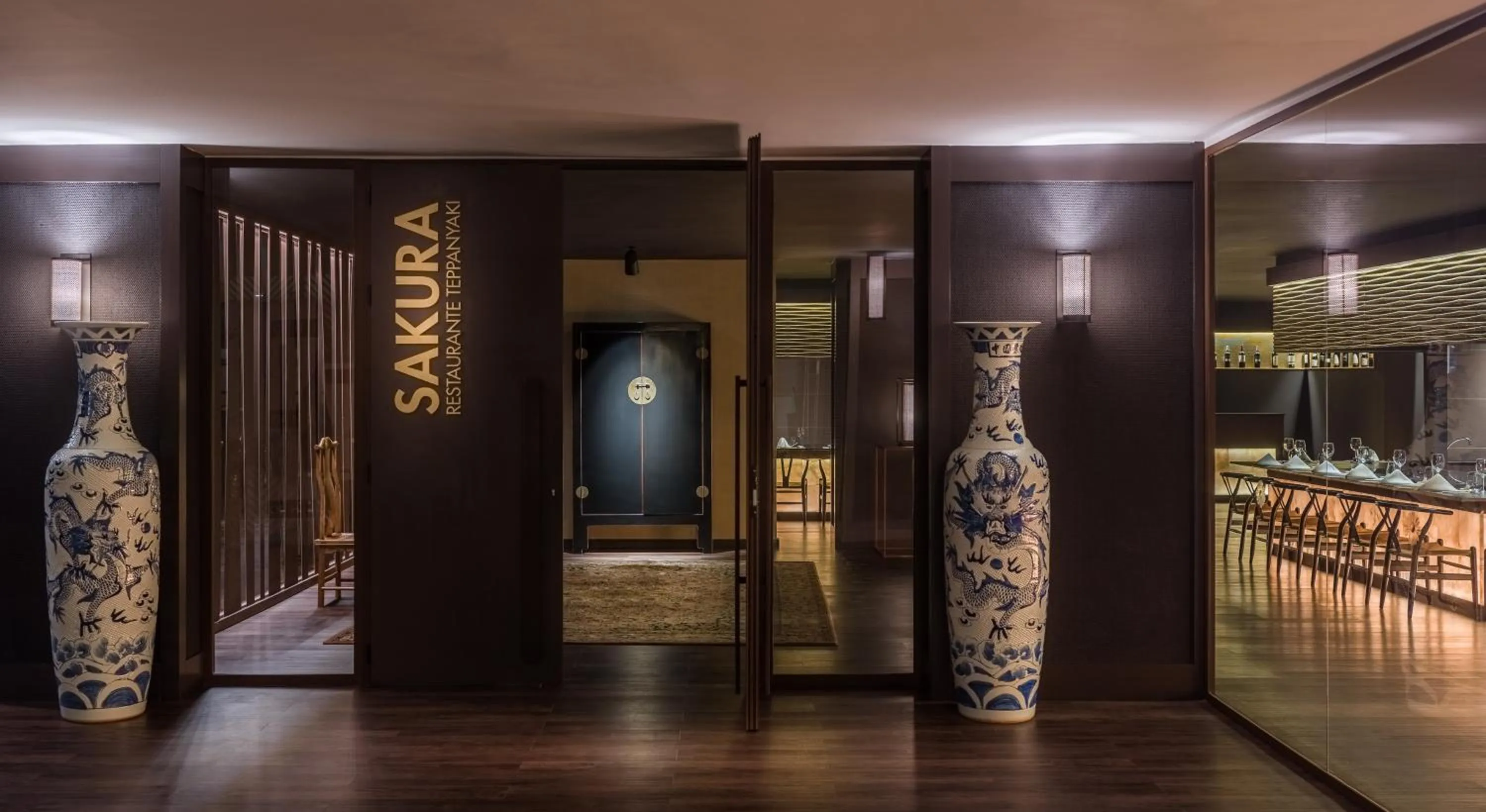 Restaurant/places to eat in H10 Conquistador