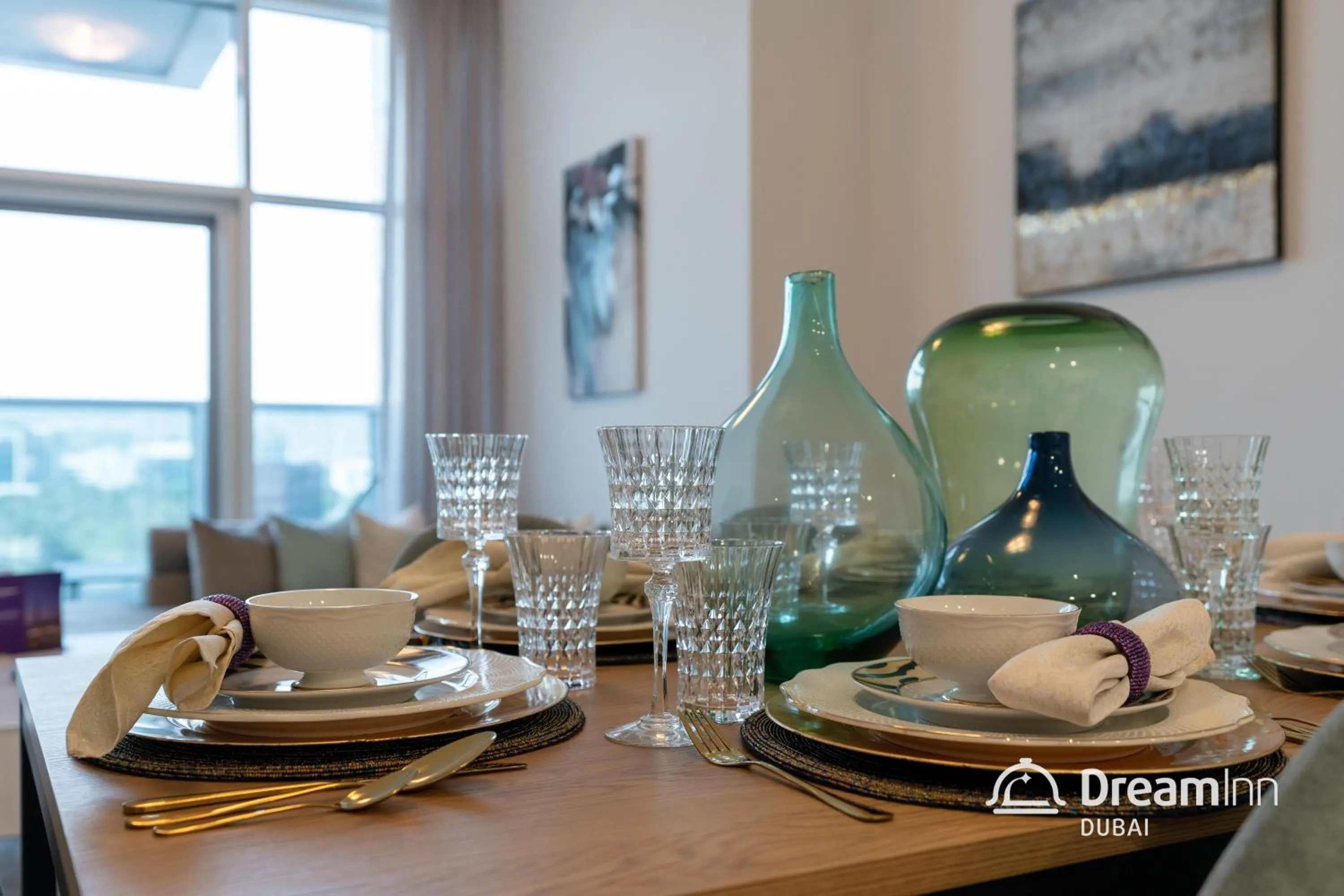 Dining area in Dream Inn Apartments - Marina Arcade Tower