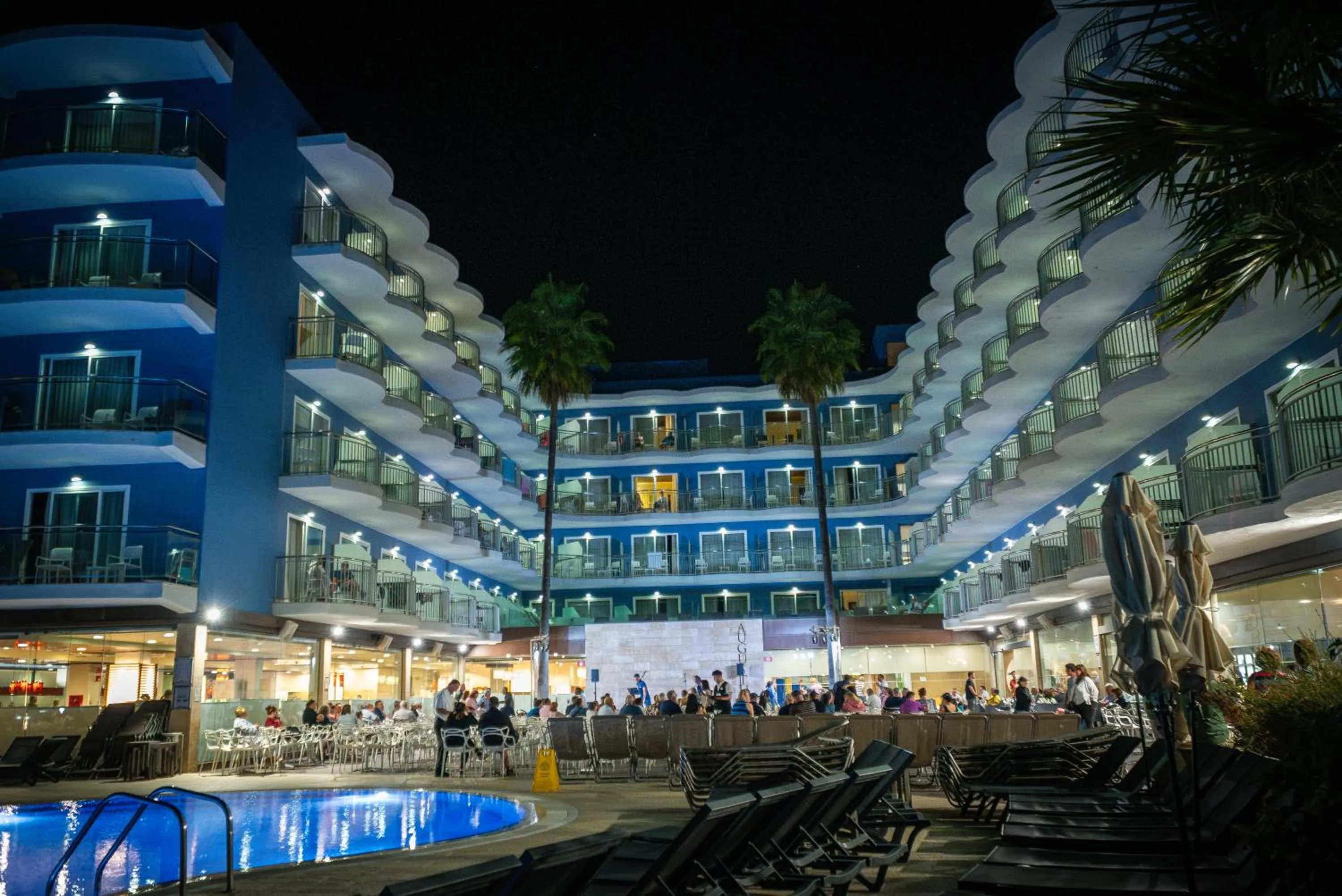 Night in Hotel Augustus