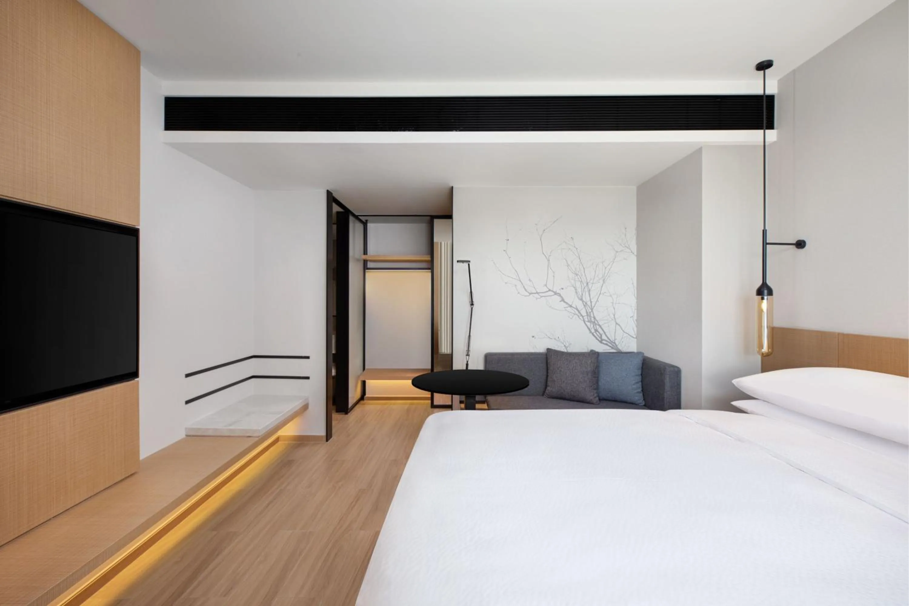 Photo of the whole room, Bed in Fairfield by Marriott Hangzhou Xihu District