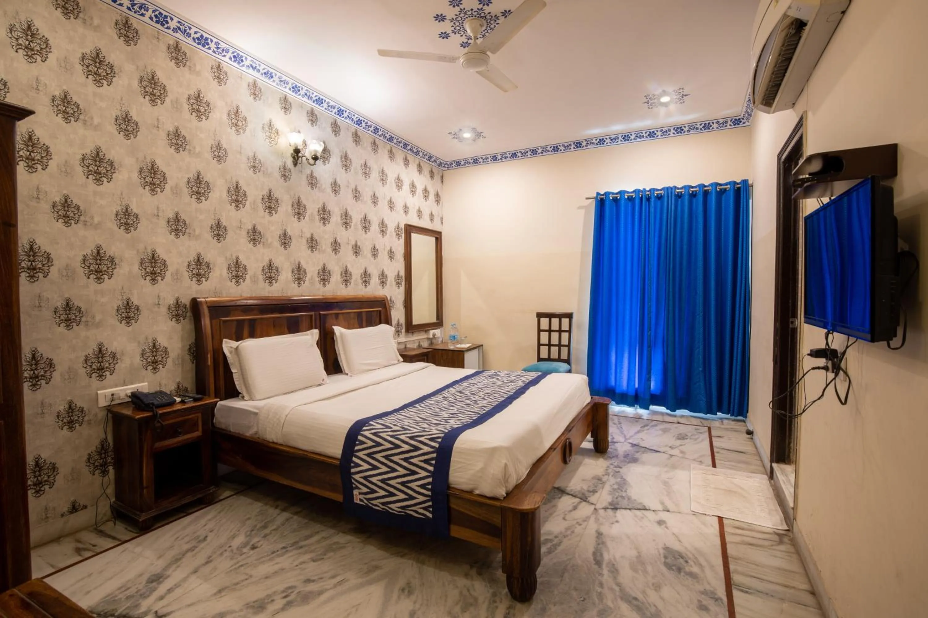 Living room in Hotel Royal Pratap Niwas