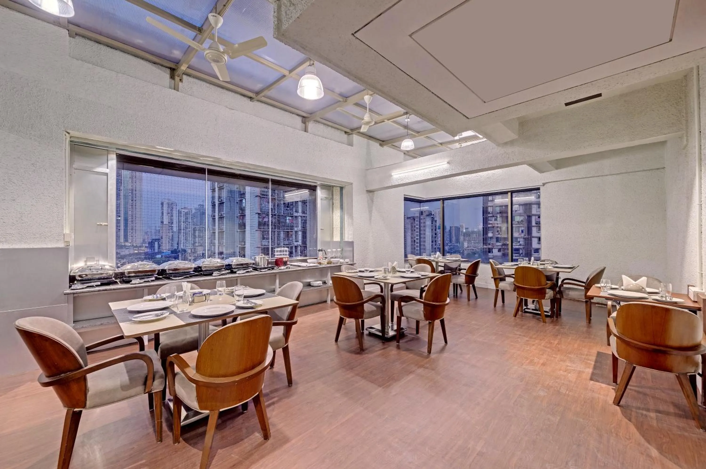 Restaurant/places to eat in Adiva Residency Beacon, Grant Road, Mumbai