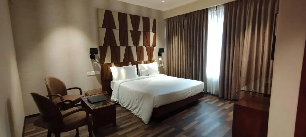 Bedroom, Bed in Adiva Residency Beacon, Grant Road, Mumbai